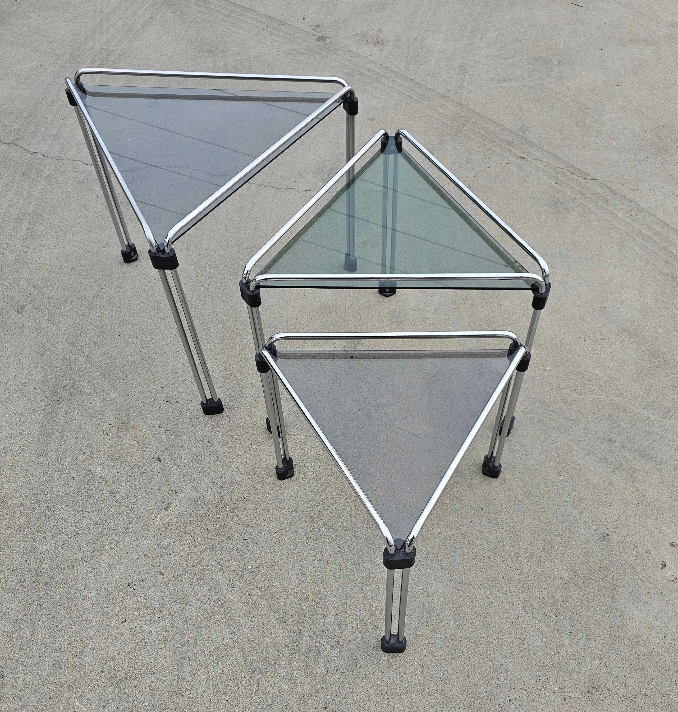 Late 20th Century Set of 3 Bauhaus Style Triangular Nesting Tables done in chrome, Italy 1970s