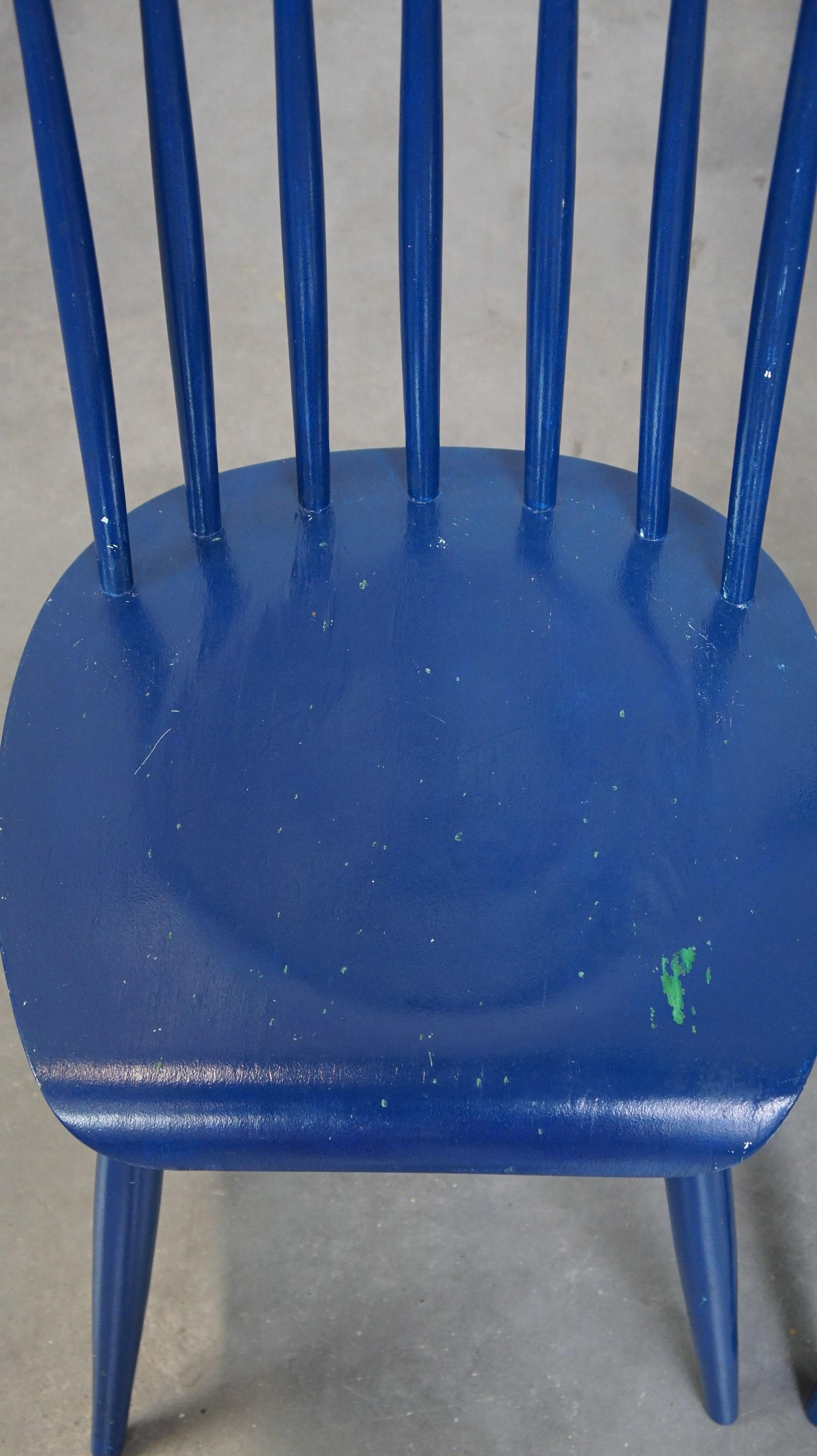 Wood Set of 3 beautiful vintage 1960s blue wooden dining room chairs/ slatted chairs For Sale