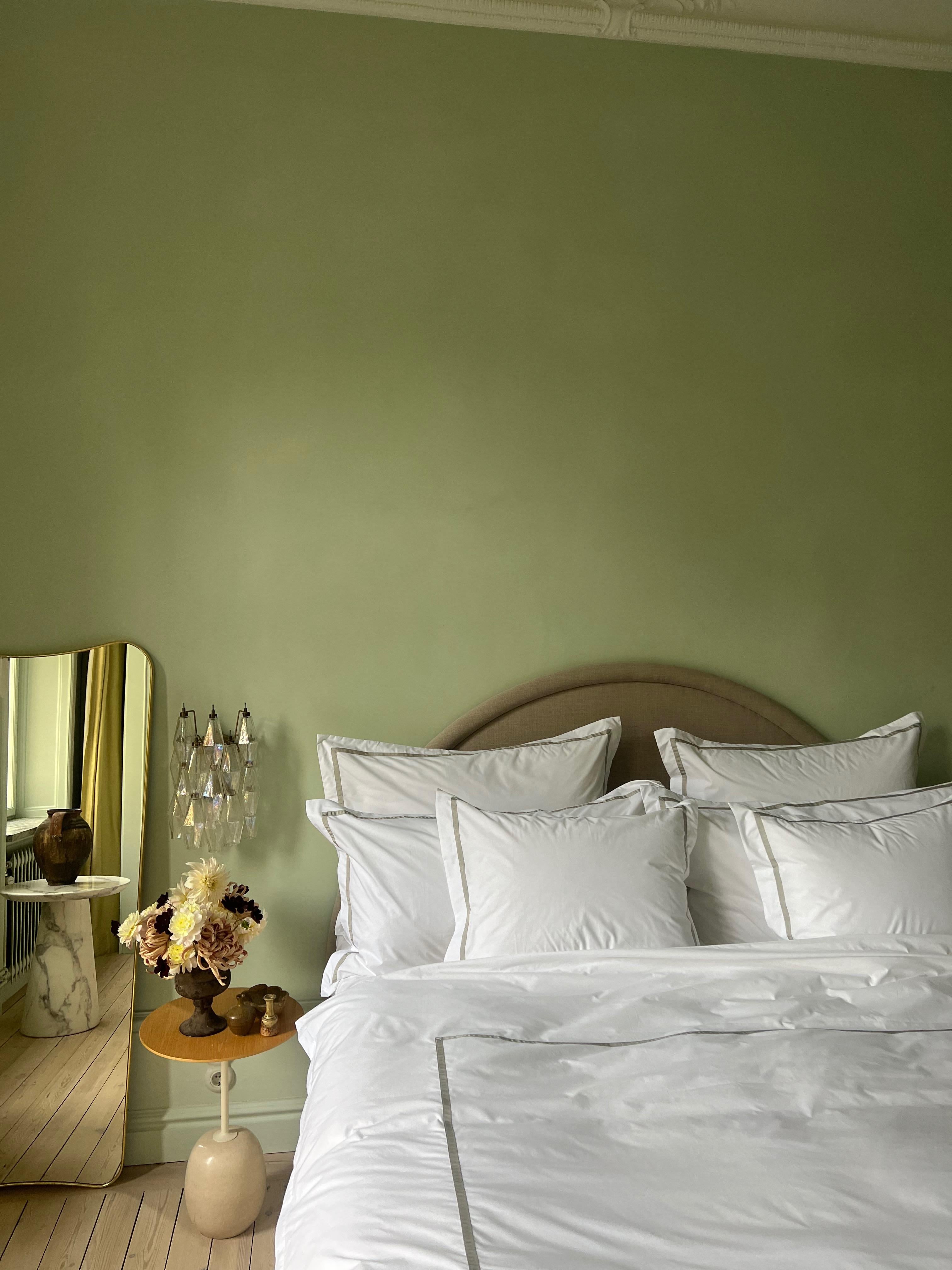 Set of 3 Bedside Classic Murano Wall Sconces • Clear Glass For Sale 6