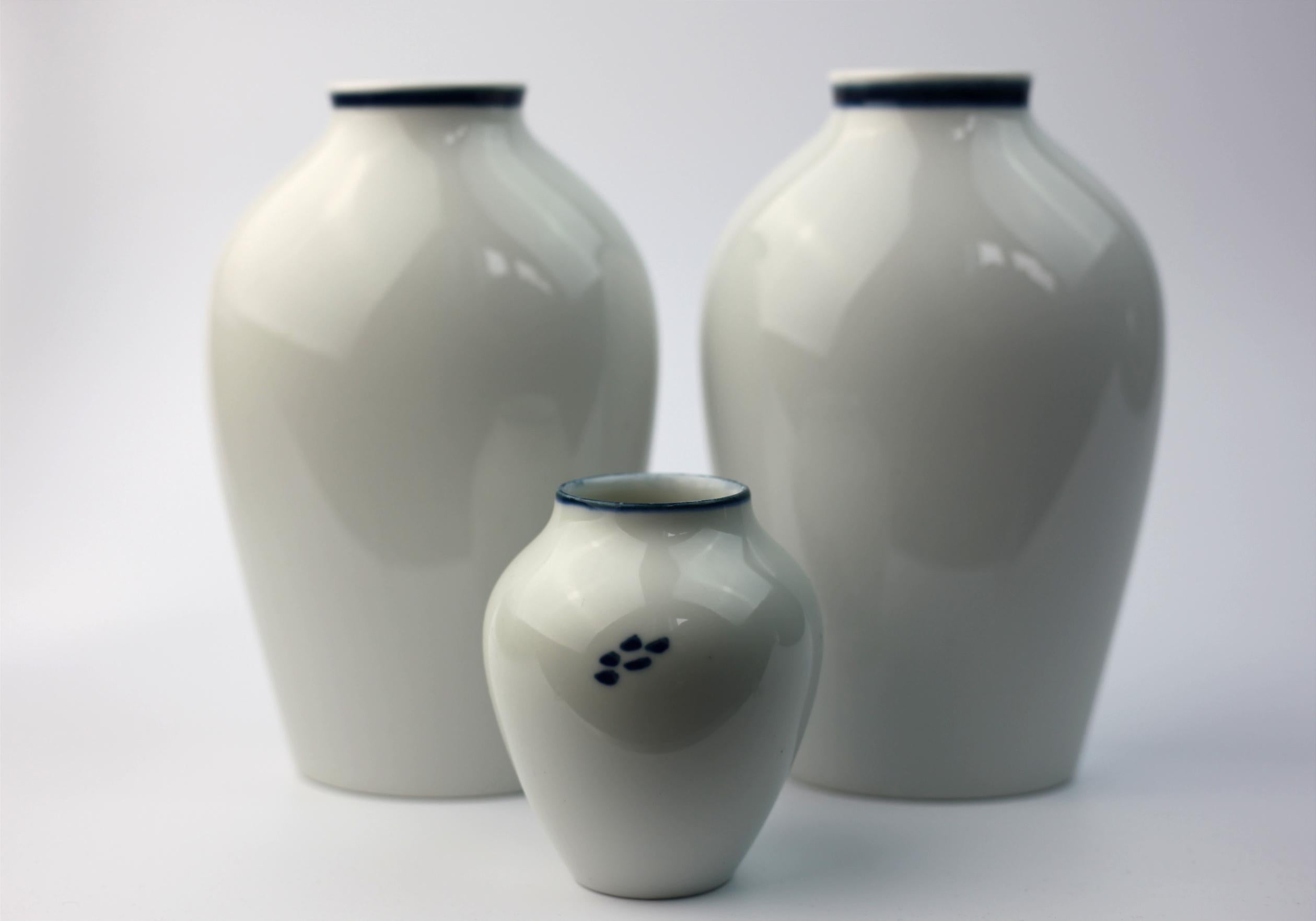 Hand-Painted Set of 3 Bing & Grøndahl Vases Abstract Hand Painting and Stoneware-Glaze For Sale