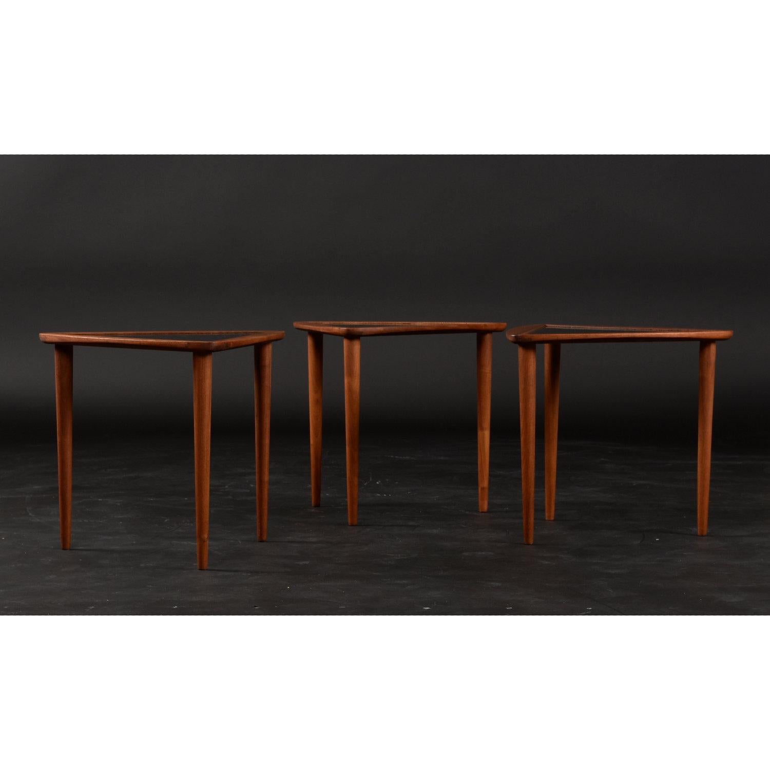 American Set of 3 Black and Walnut Arthur Umanoff Guitar Pick Triangular Nesting Tables For Sale