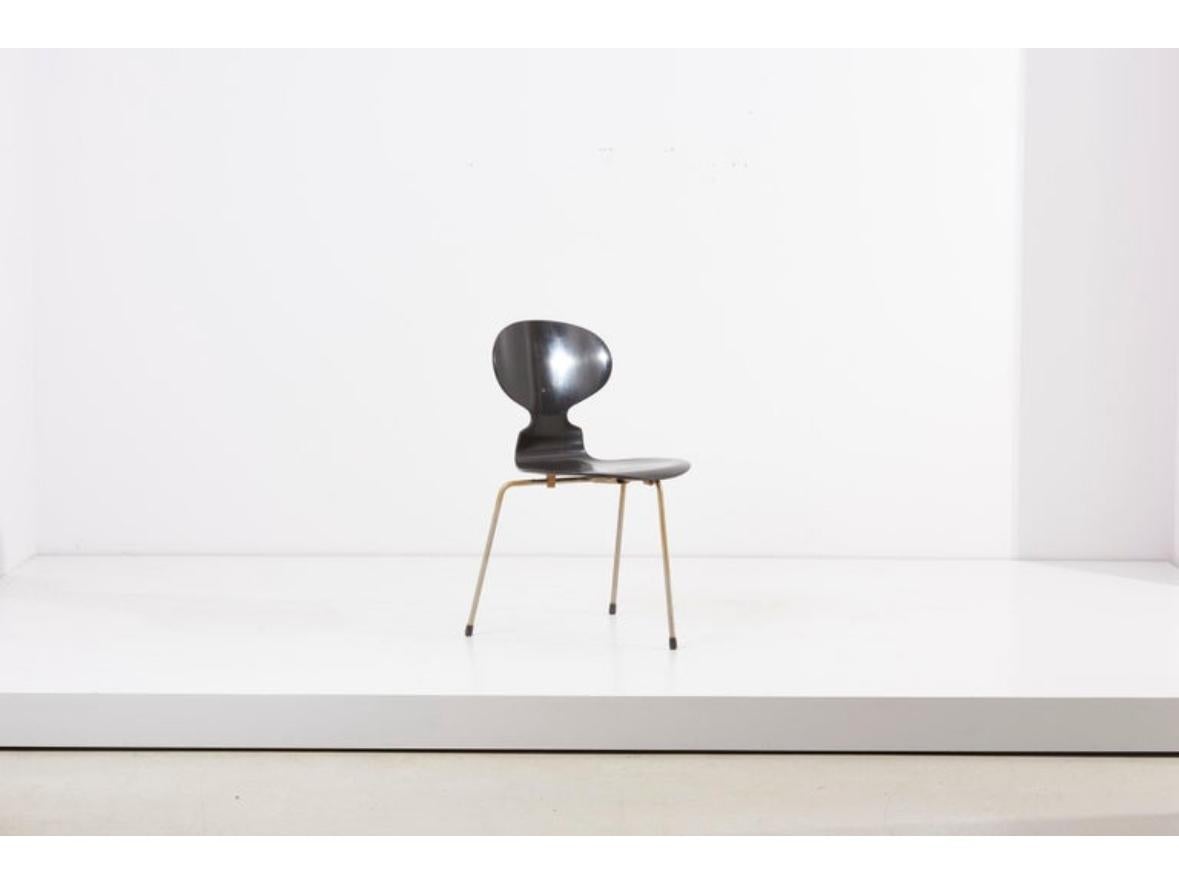 Mid-Century Modern Set of 3 Black Arne Jacobsen Ant Chairs for Fritz Hansen, Denmark, 1950s