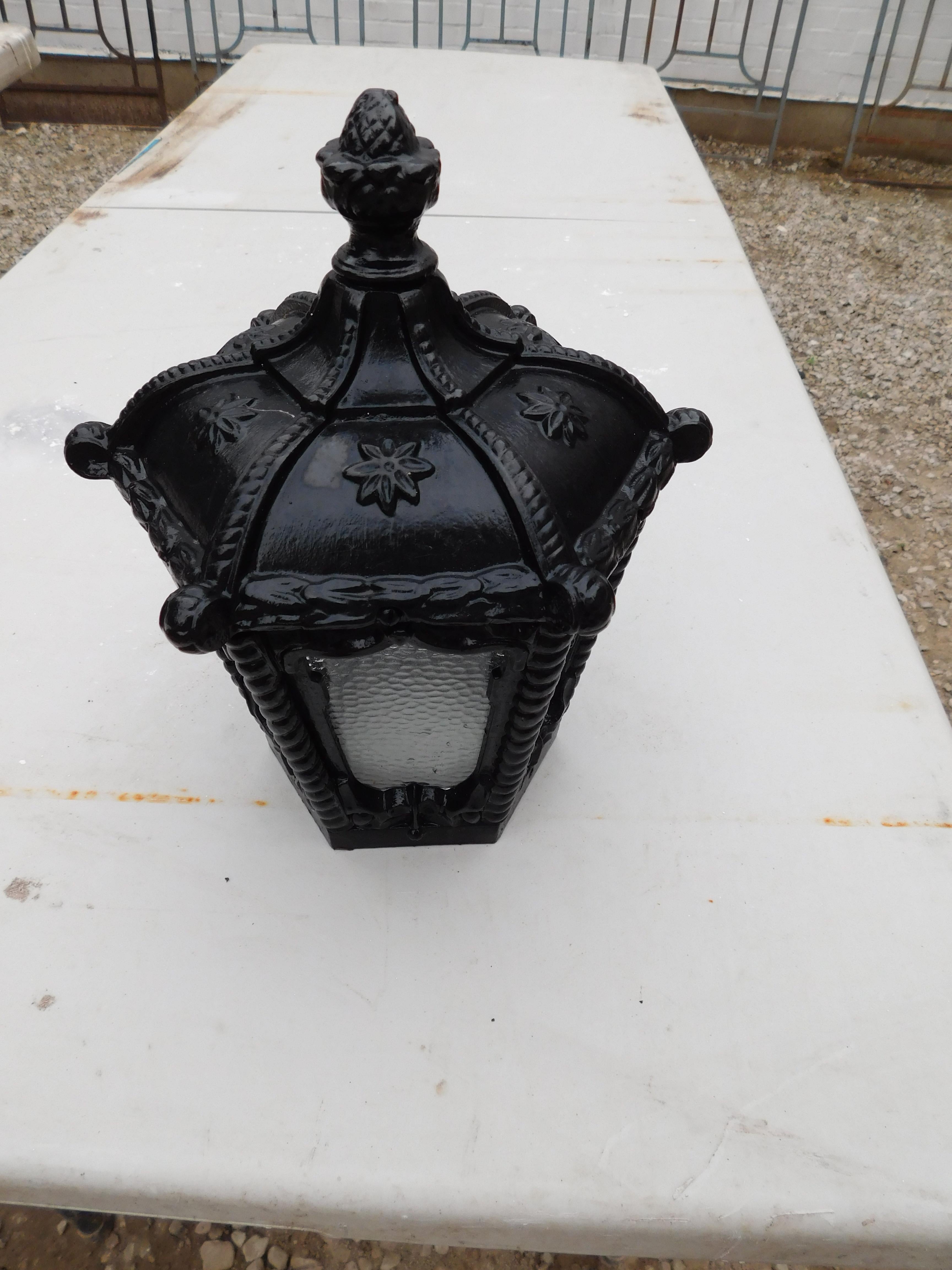 Early 20th Century Set of 3 Black Iron Wall-Mounted Lantern Sconces For Sale