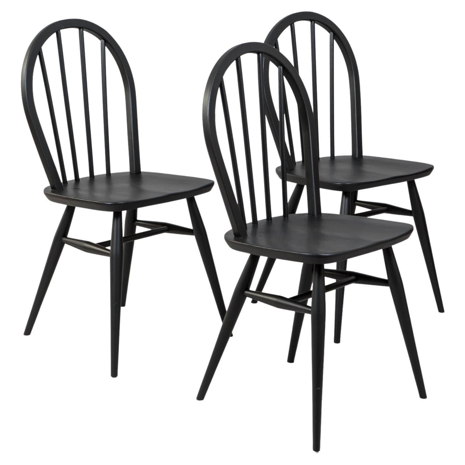 Set of 3 Black Windsor Chair by Lucian Ercolani for Ercol, circa 1960
