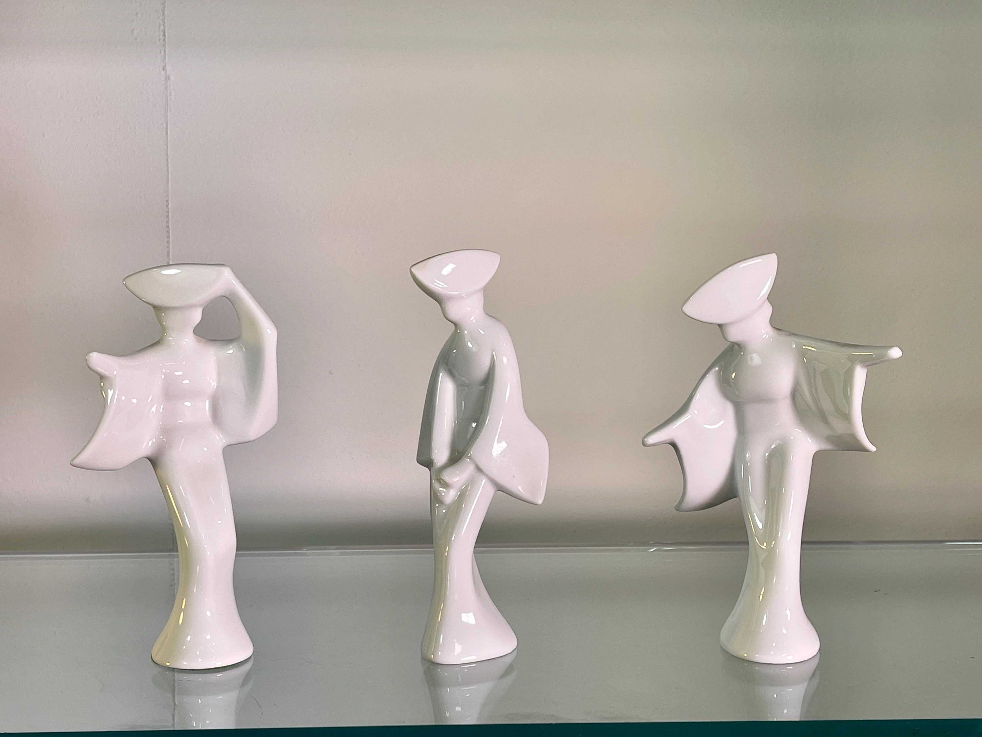 Japonais Ensemble de 3 figurines Blanc de Chine Awa Odori en vente