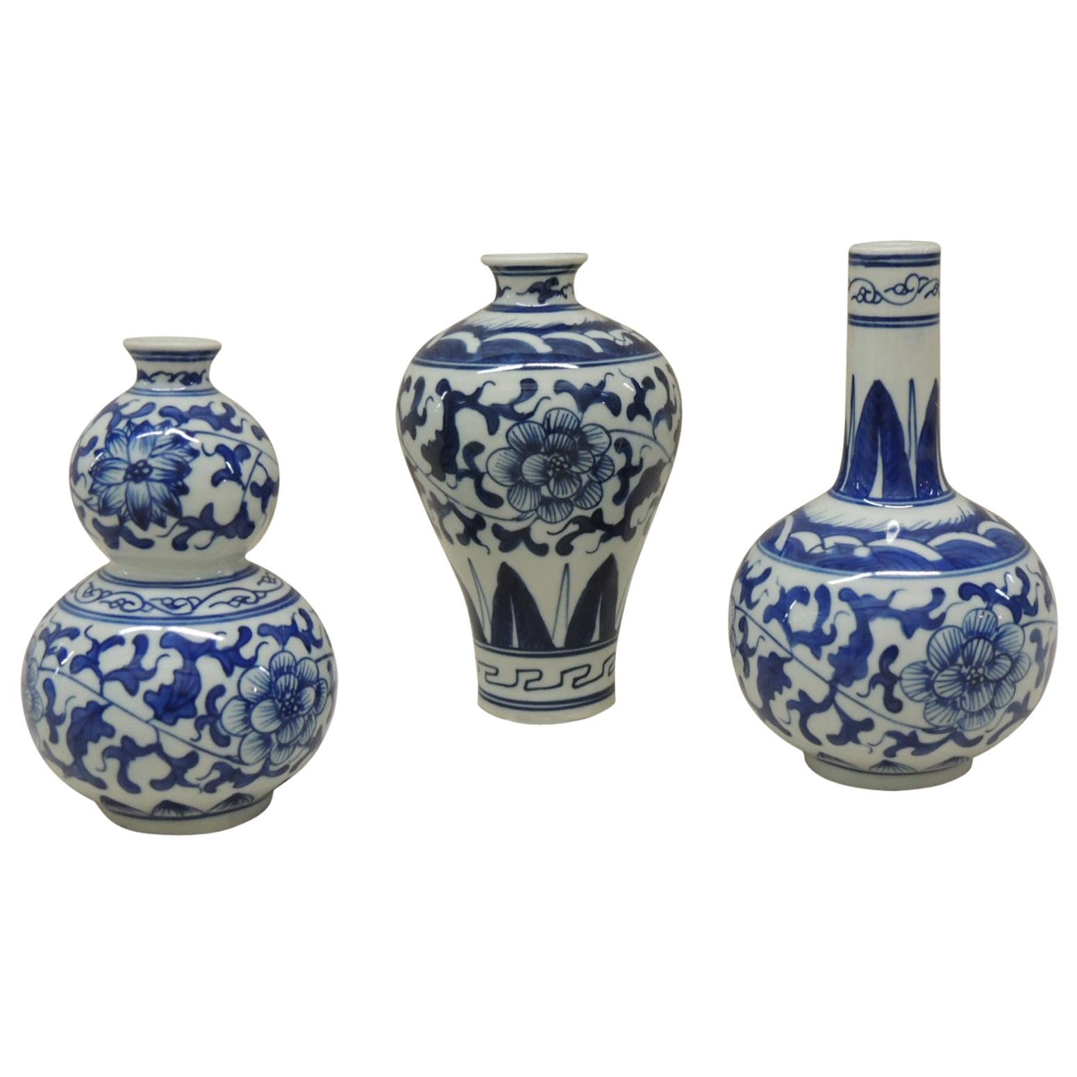 Set of '3' Blue and White Decorative Vases