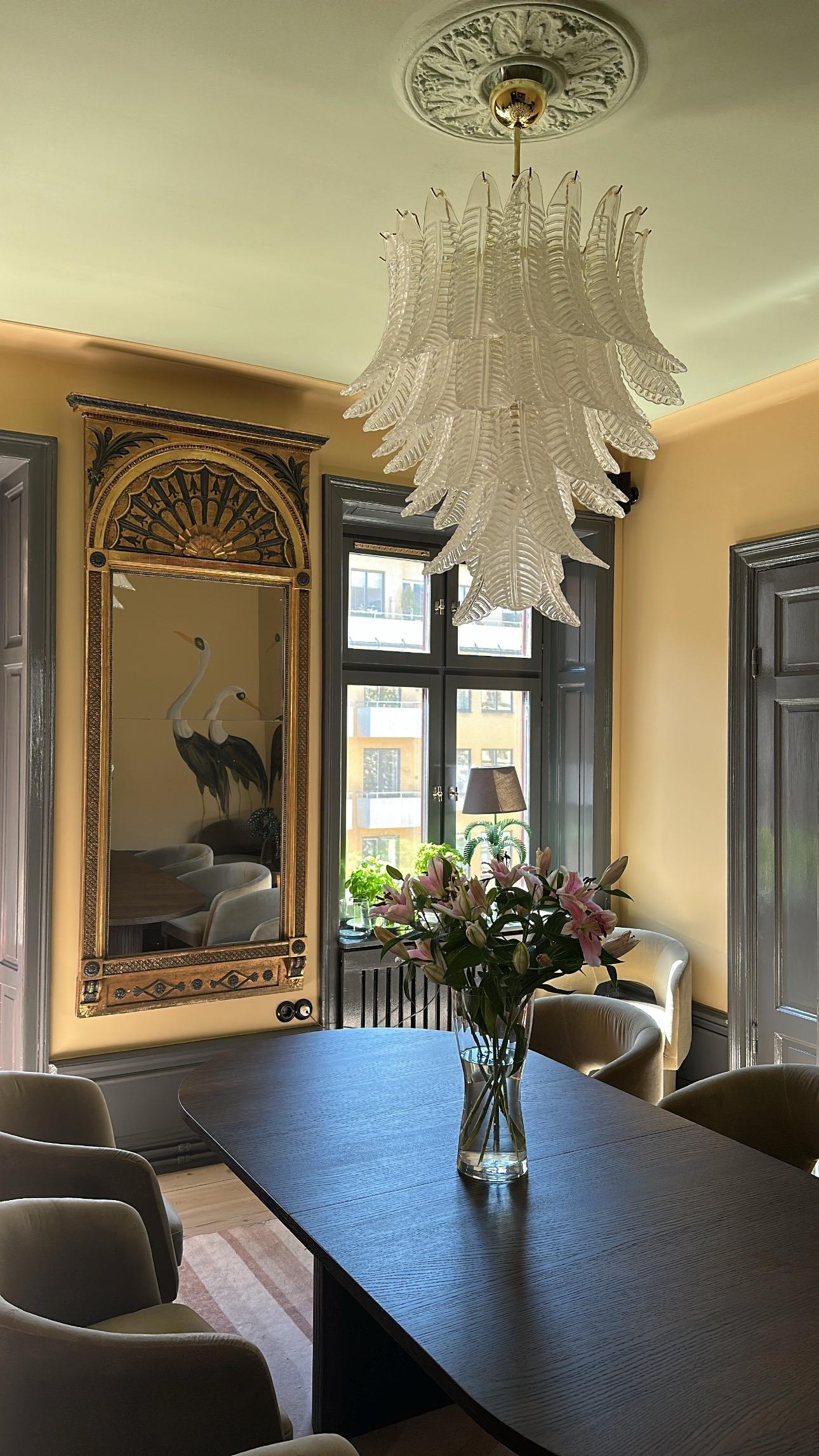 Ensemble de 3 grands lustres de Murano audacieux avec prismes en verre de cuir et structure en laiton en vente 6