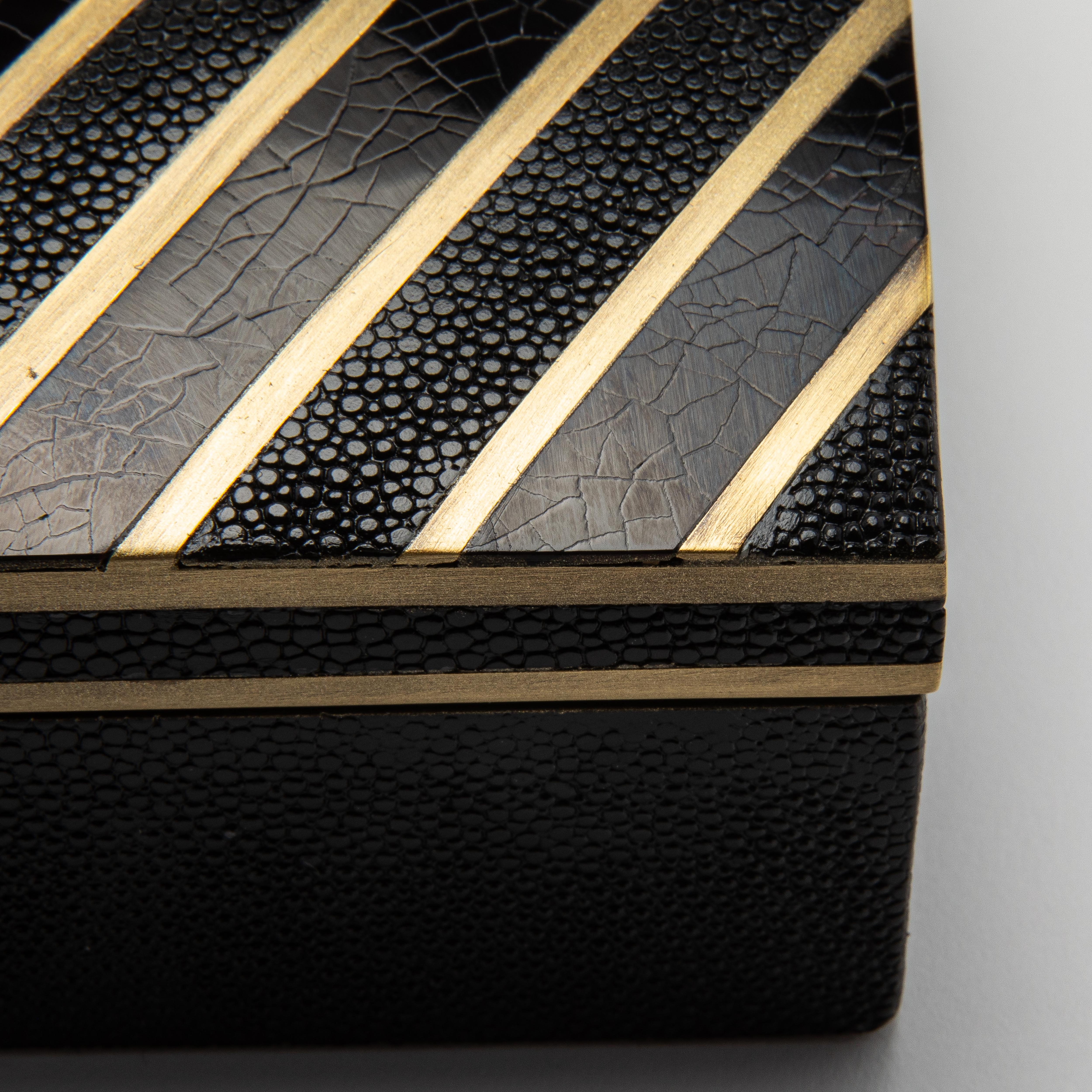 Set of 3 Boxes in Black Oak with Black Shell and Brass Details by R&Y Augousti For Sale 10