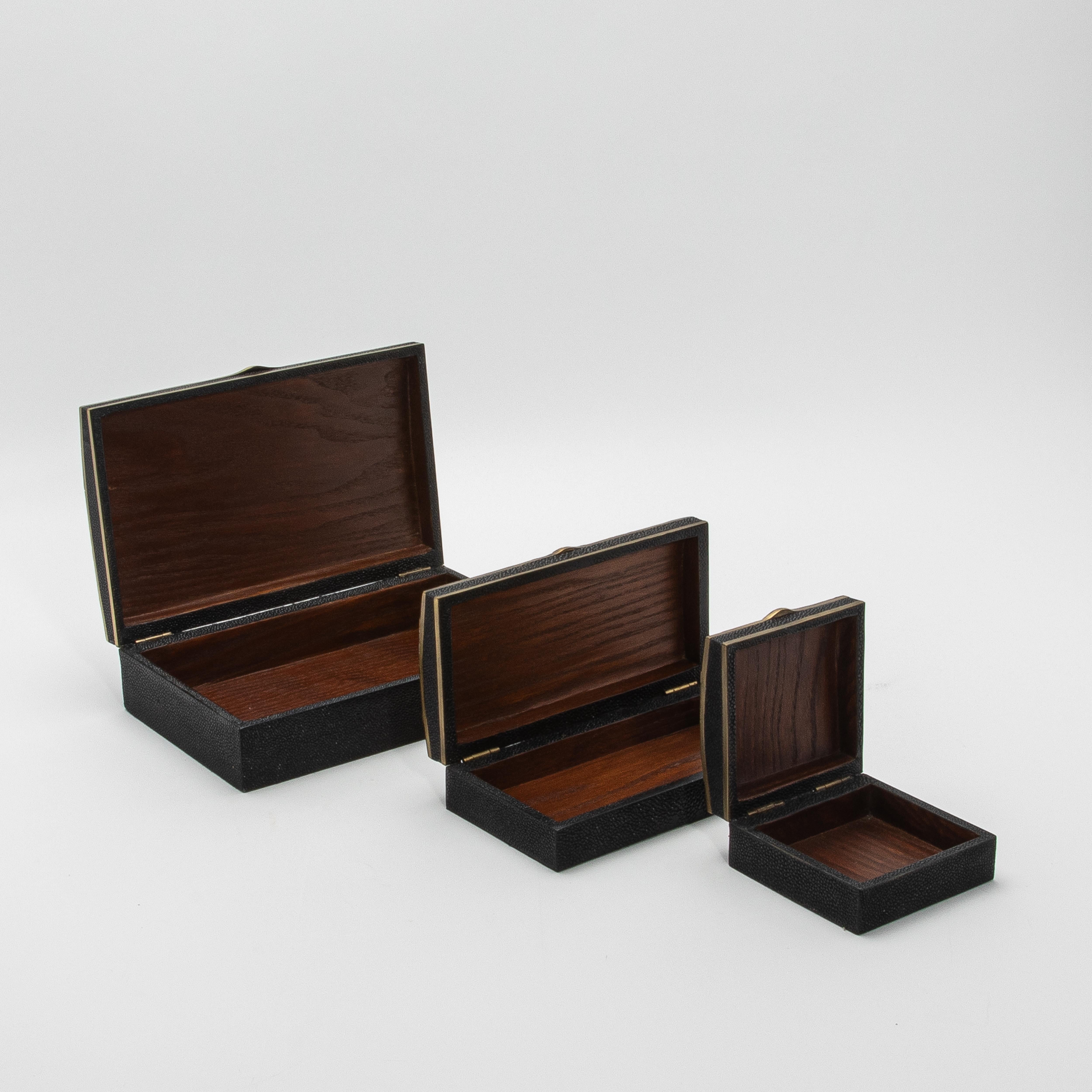 Set of 3 Boxes in Black Oak with Black Shell and Brass Details by R&Y Augousti For Sale 11