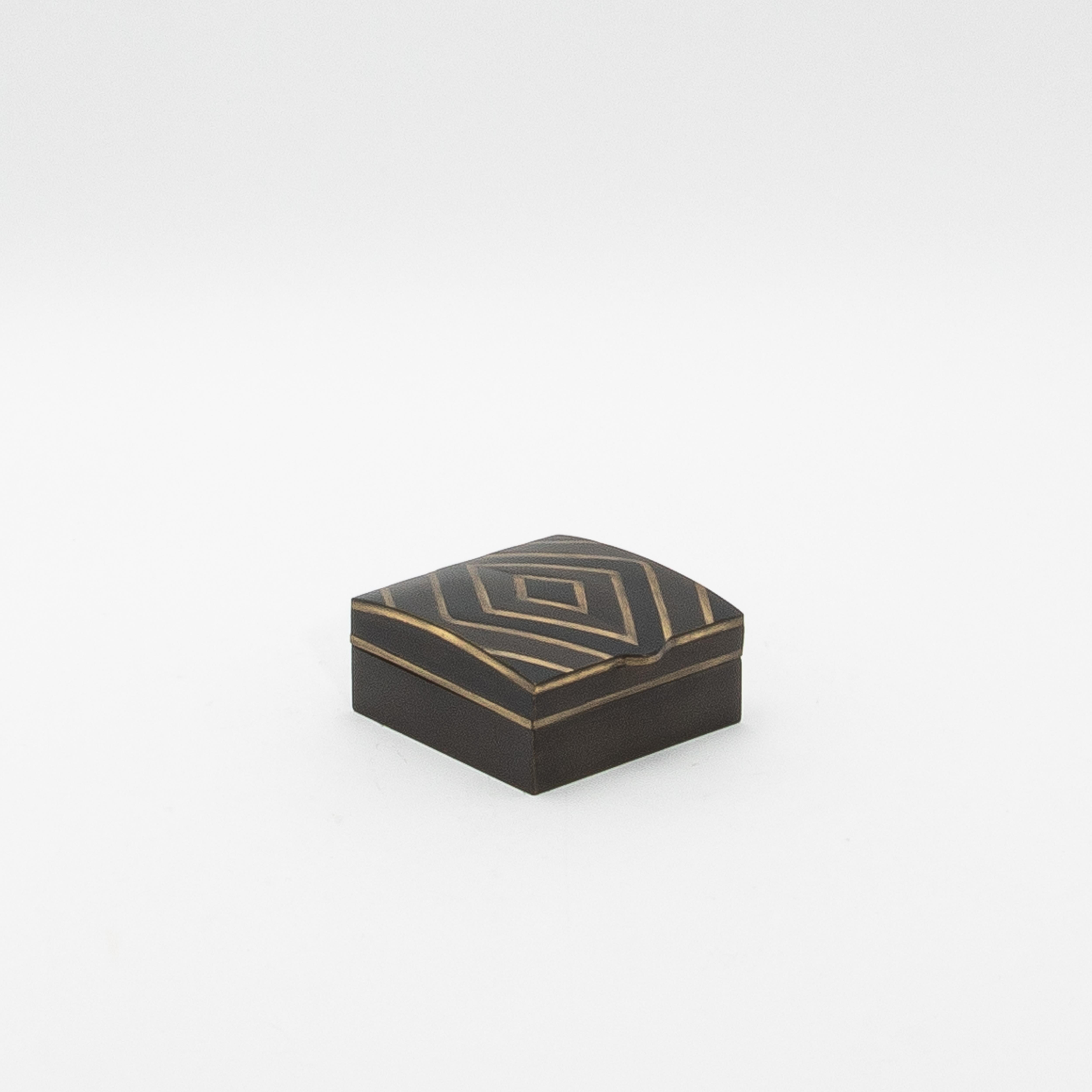 Juego de 3 cajas de roble negro con detalles de latón by R&Y Augousti Latón en venta