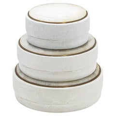 Juego de 3 Cajas de Shagreen y Cuarzo Blanco con Marco de Latón by R&Y Augousti