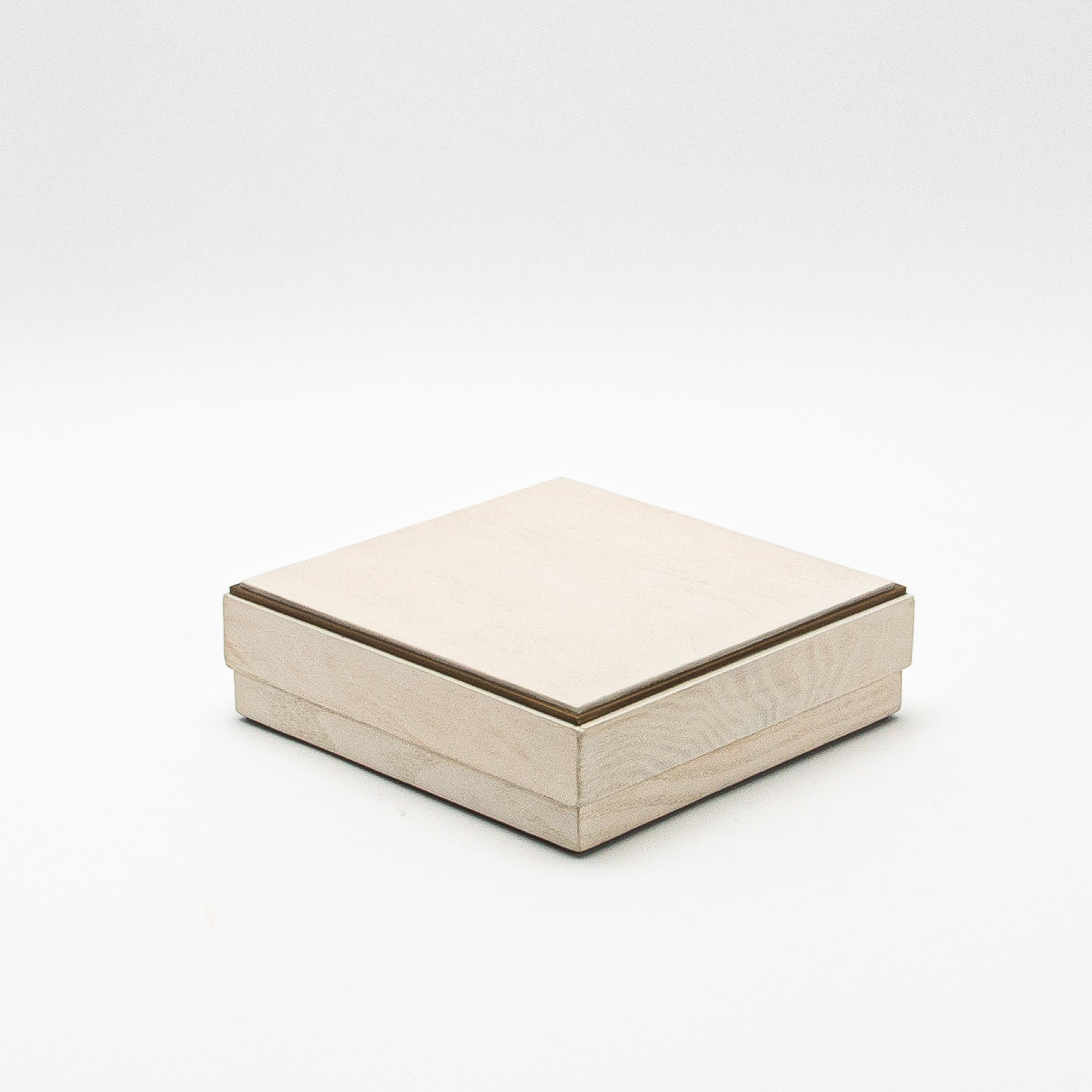 Hand-Crafted Set of 3 Boxes in White Oak with Brass Frame by R&Y Augousti For Sale