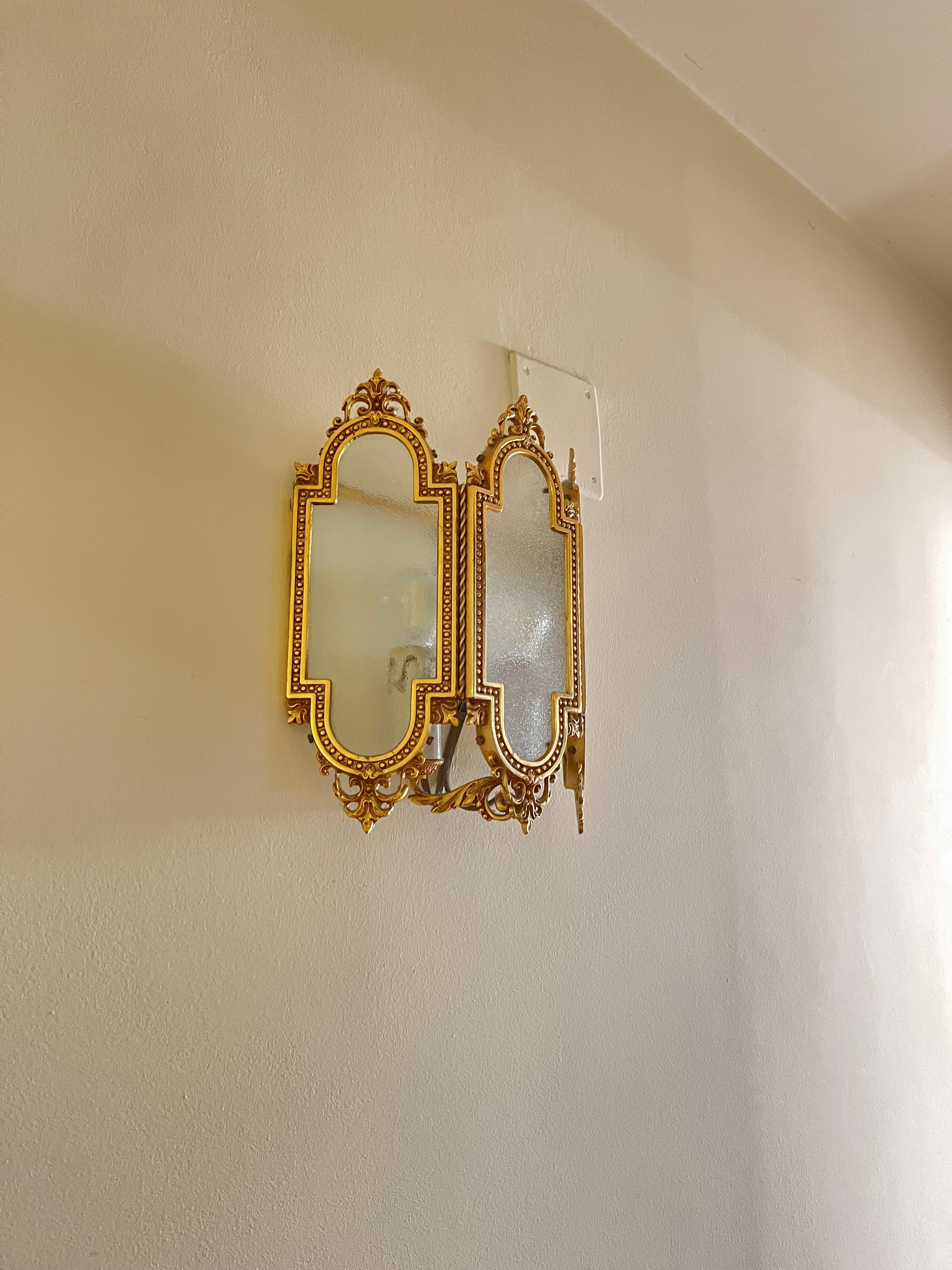 Set of 3 Brass and Glass Wall Lamps, Italy, 1980s In Good Condition For Sale In Palermo, IT