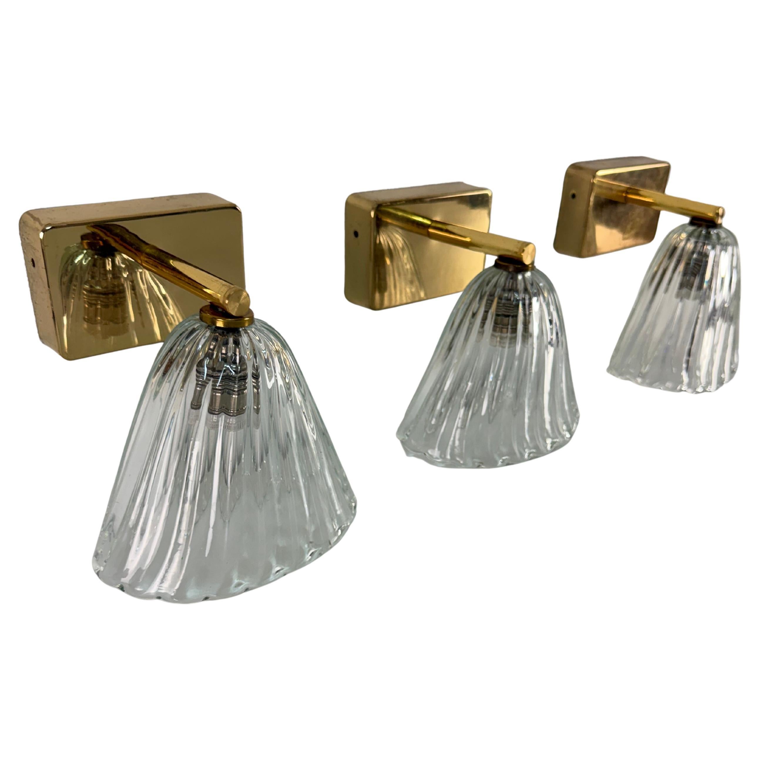 Set of 3 brass and Murano glass Wall Lamps attributed to Barovier & Toso, 1950s For Sale