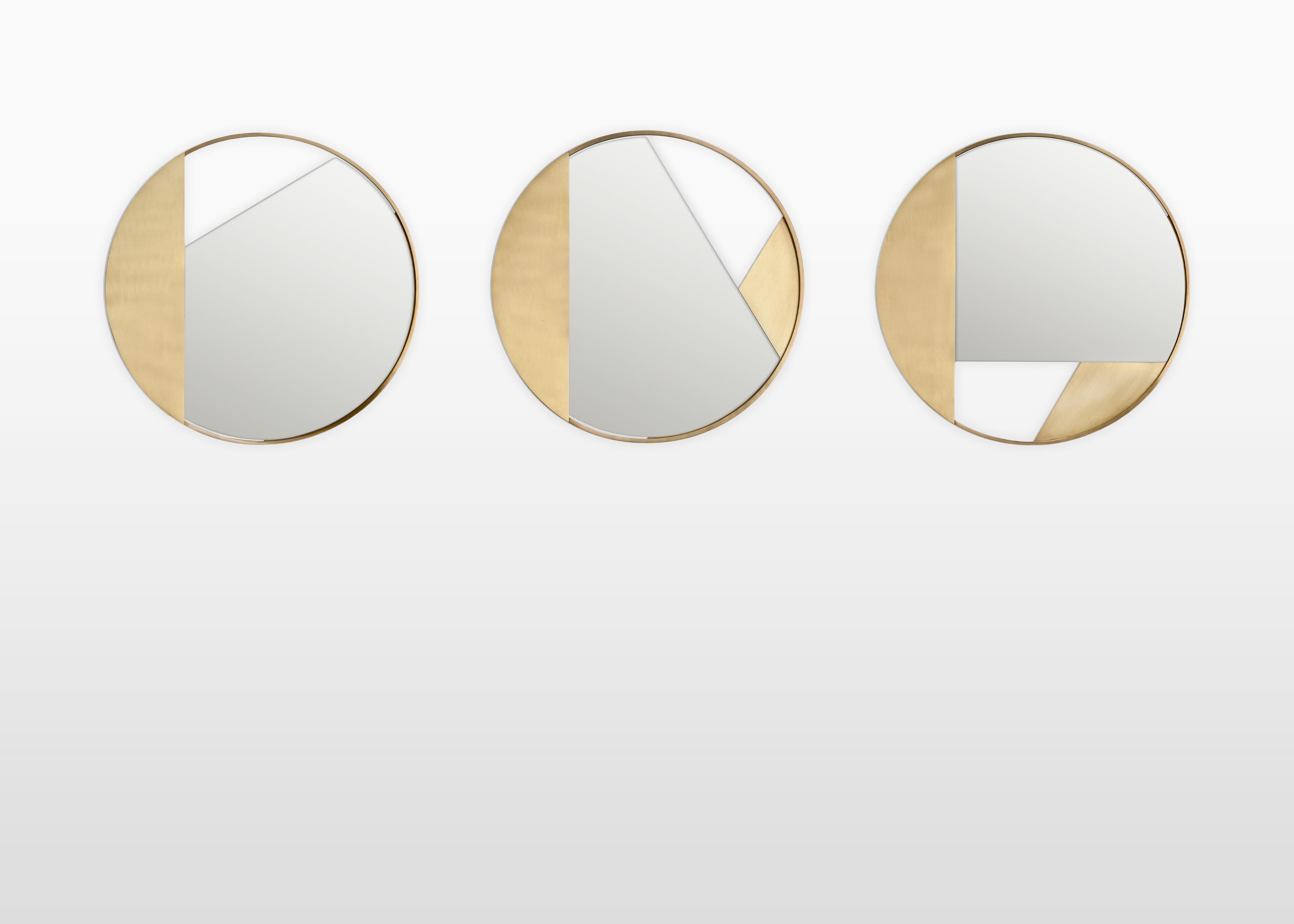 Set of 3 brass edition Mirror by Edizione Limitata
Limited Edition of 1000 pieces. Signed and numbered.
Designers: Simone Fanciullacci
Dimensions: D 4 x Ø 90 cm (each).
Materials: Brushed brass, mirror

Edizione Limitata, that is to say “Limited