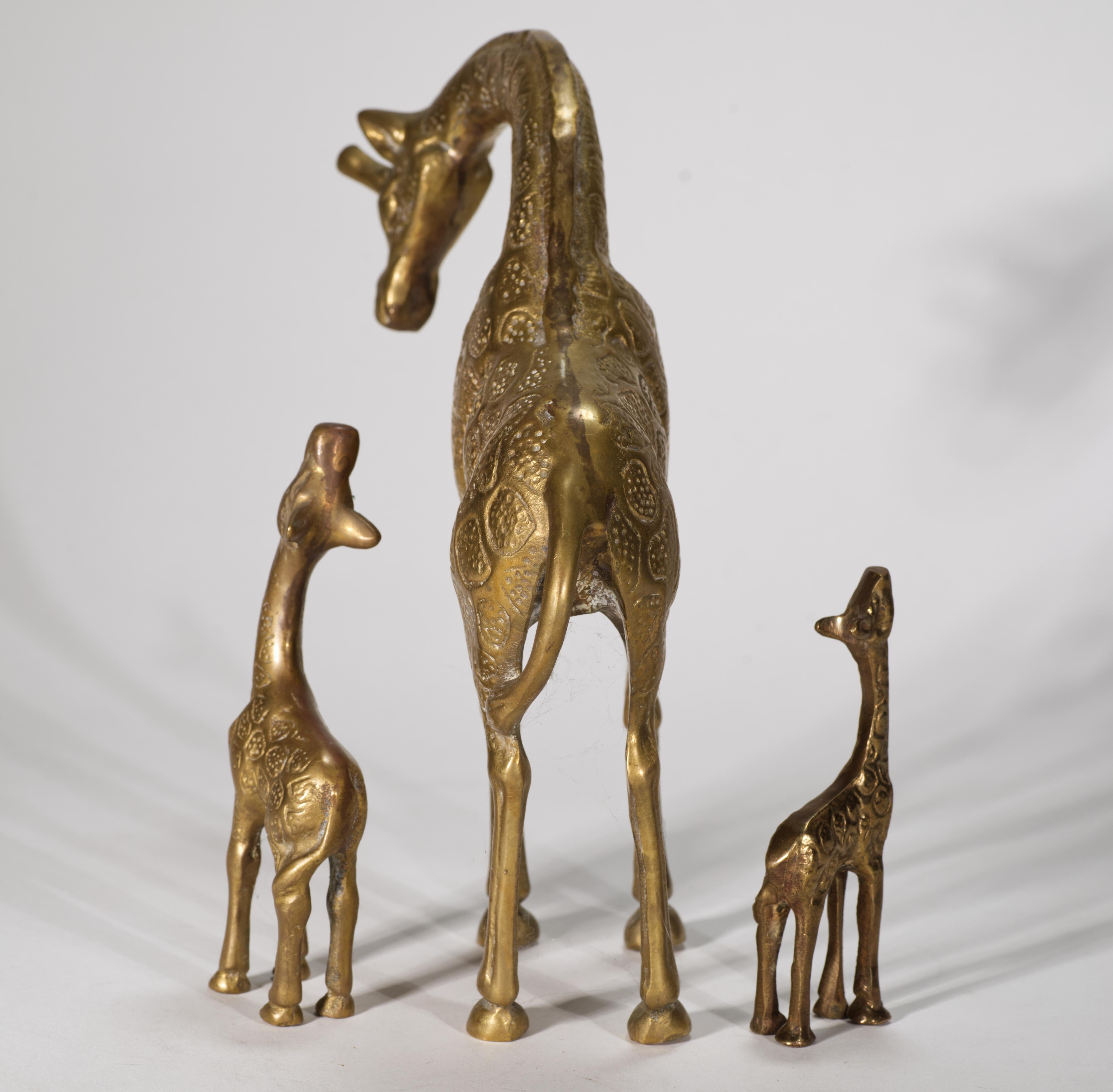 Calco Set di 3 statuette di Giraffa in ottone, set moderno del Medioevo #2 in vendita