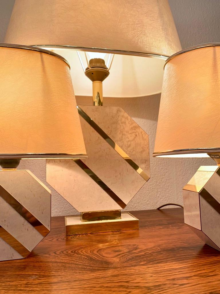 Italian Set of 3 Brass & Lacquered Wood Octogonal Base Table Lamps, ca. 1970s For Sale