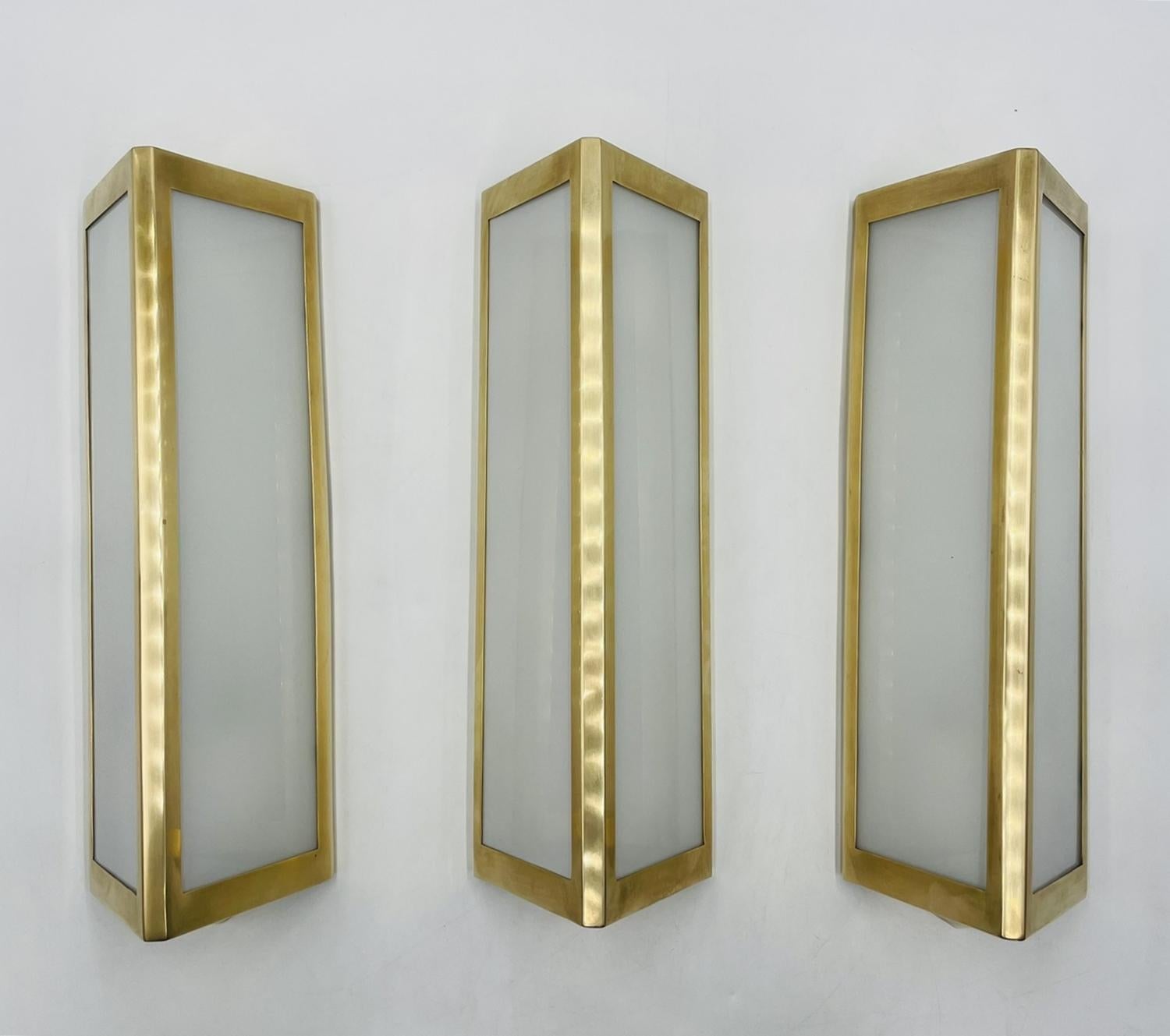 Set of 3 Brass & Milk Glass Sconces by Ralph Lauren In Good Condition In Los Angeles, CA