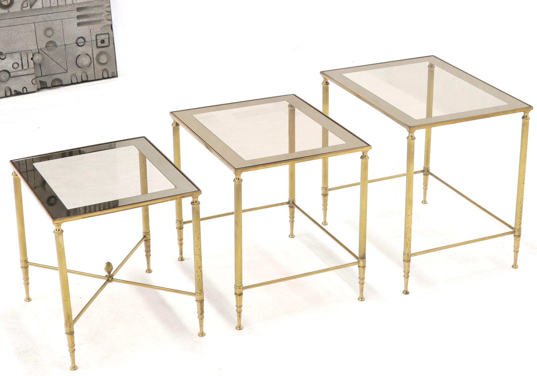 Mid-Century Modern Set of 3 Brass Mirrored Border Glass Tops Nesting Stacking Tables For Sale