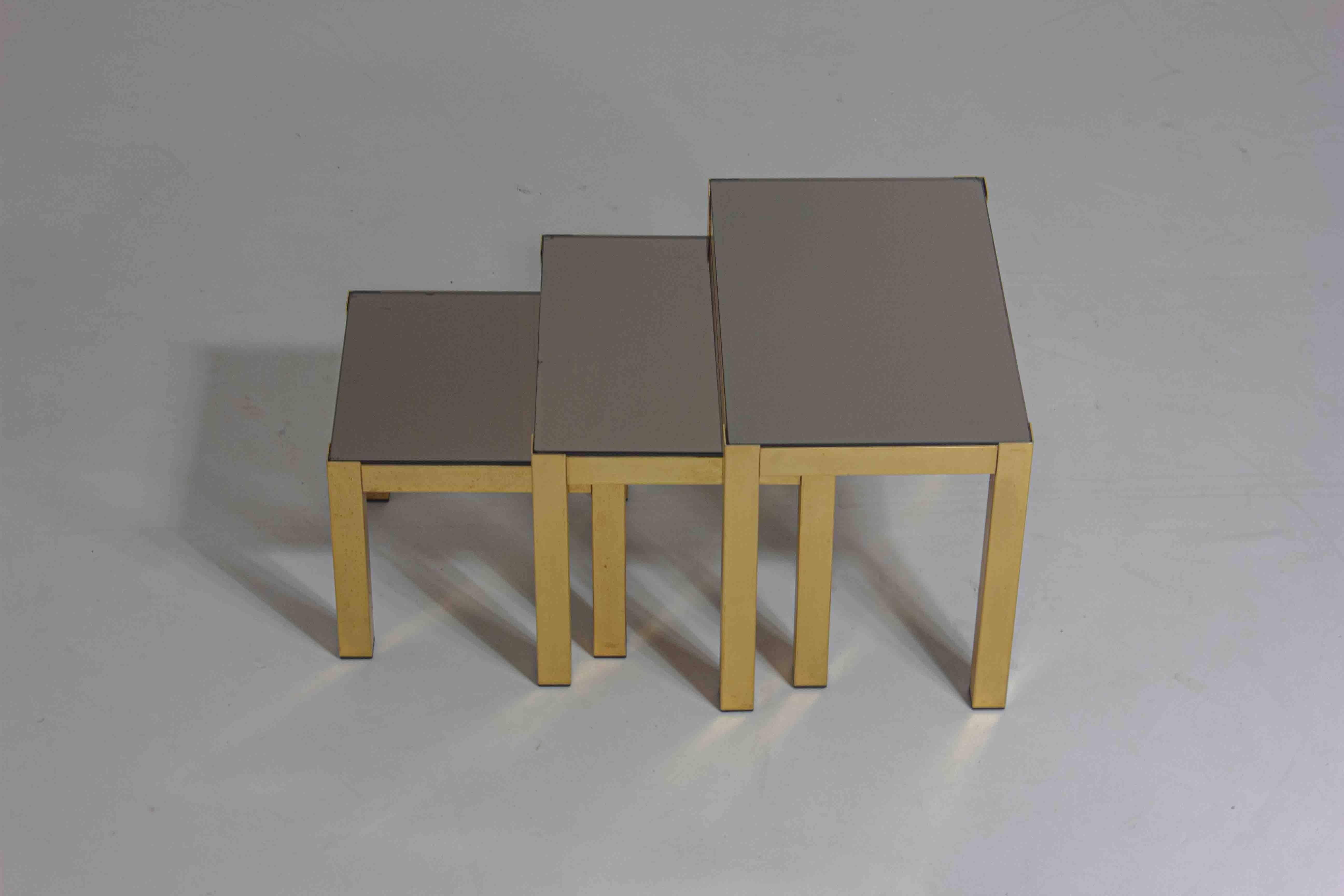 Late 20th Century Set of 3 brass regency nesting tables, Belgium 1980s For Sale