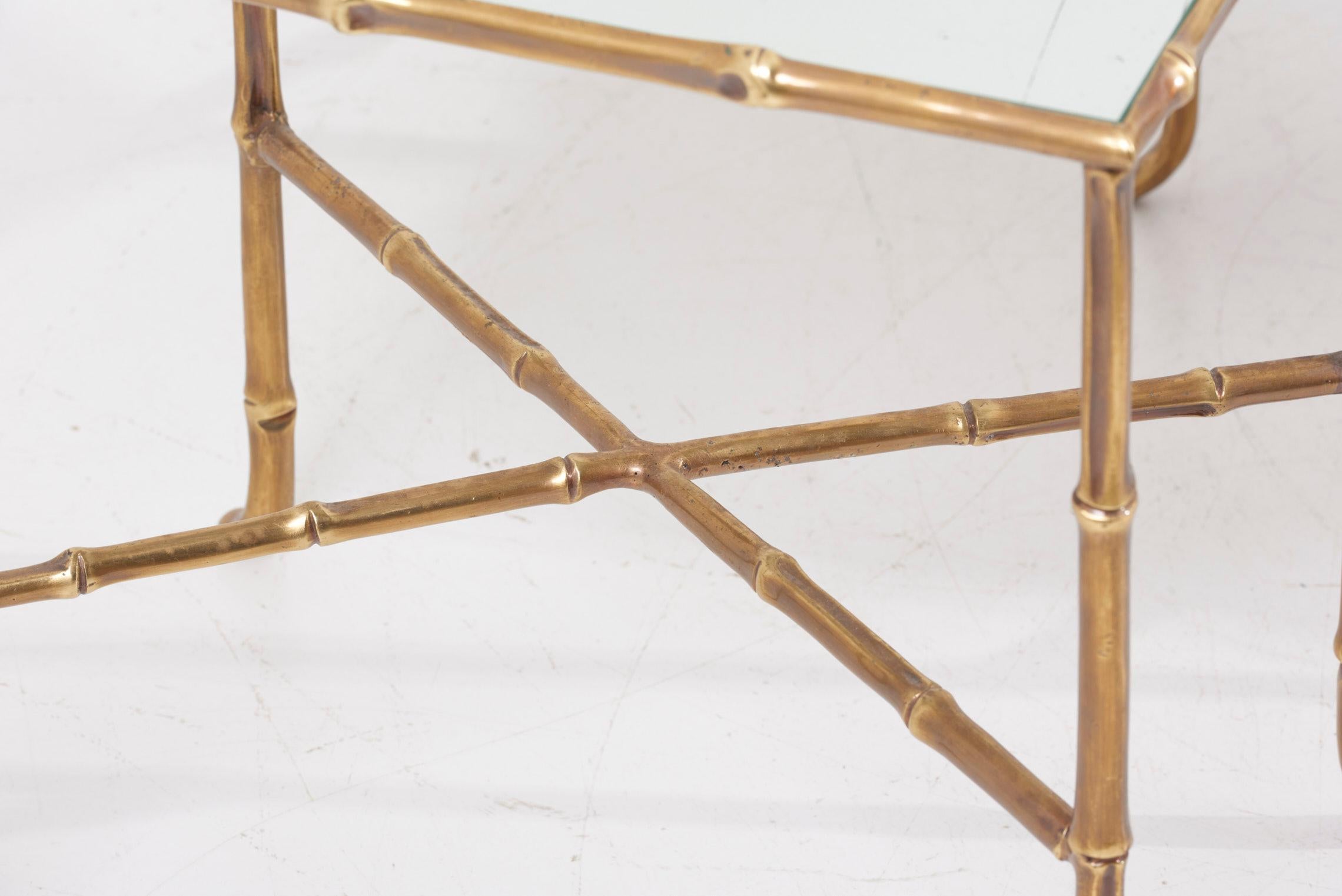 Set de 3 tables gigognes en bambou bronze avec miroirs par Maison Baguès:: France en vente 3