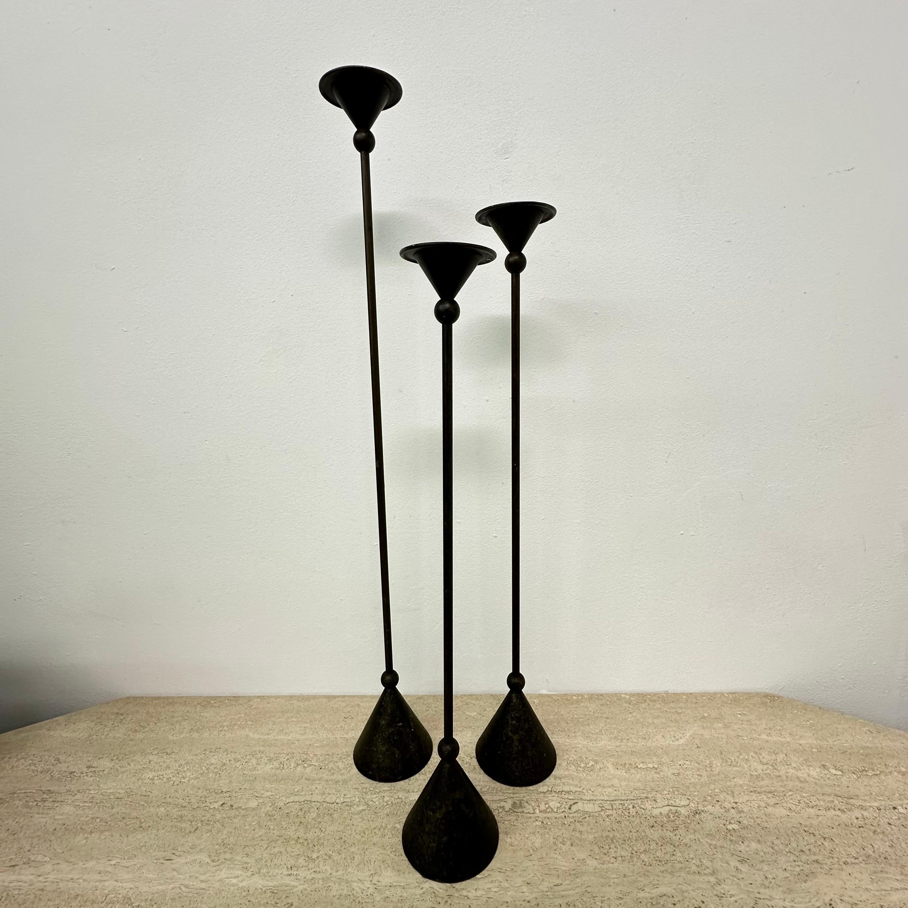 Set di 3 portacandele in bronzo in stile Memphis, anni '80 in vendita 3