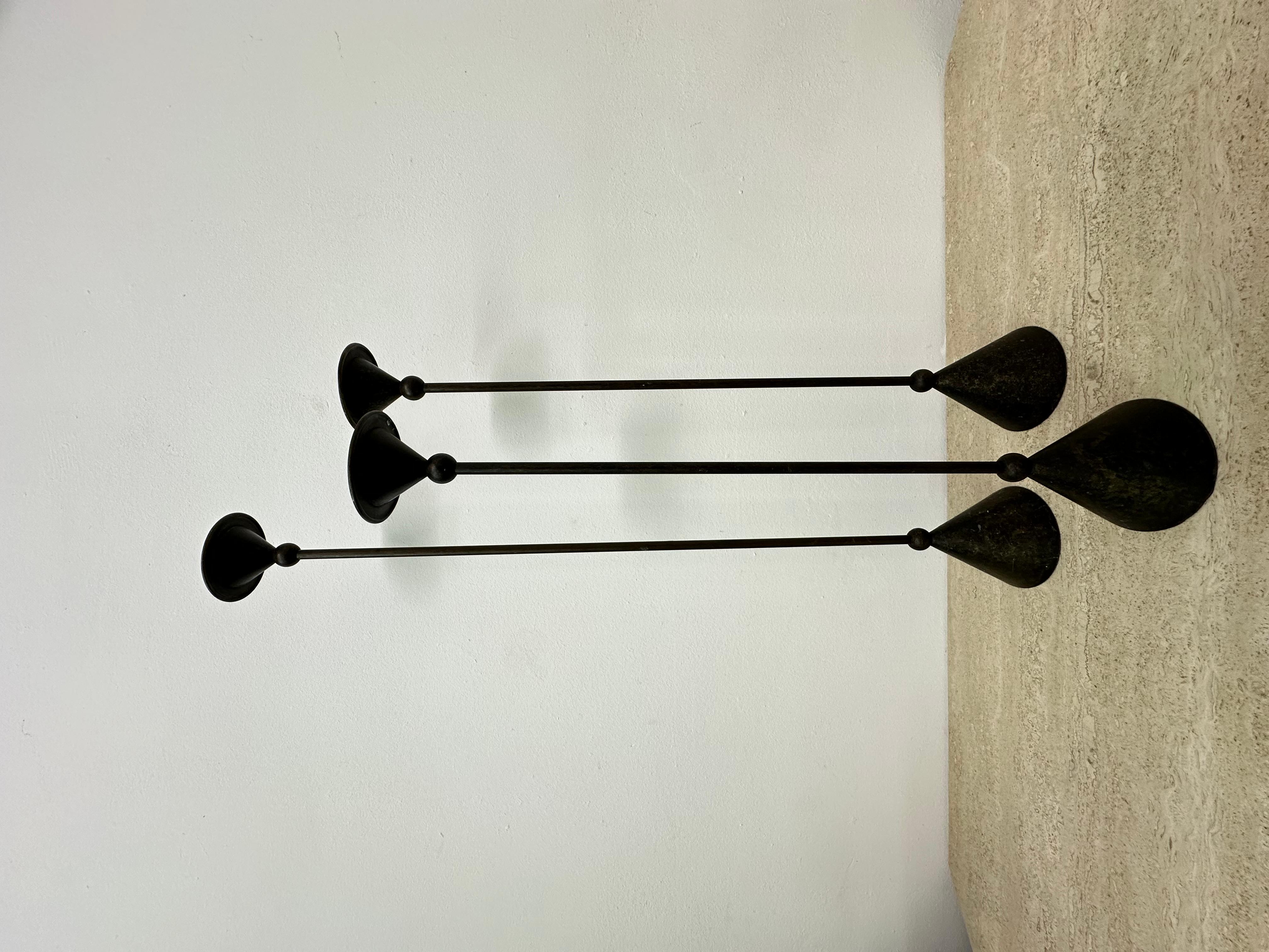 Set of 3 bronze Memphis style candle holders , 1980s In Good Condition In Delft, NL