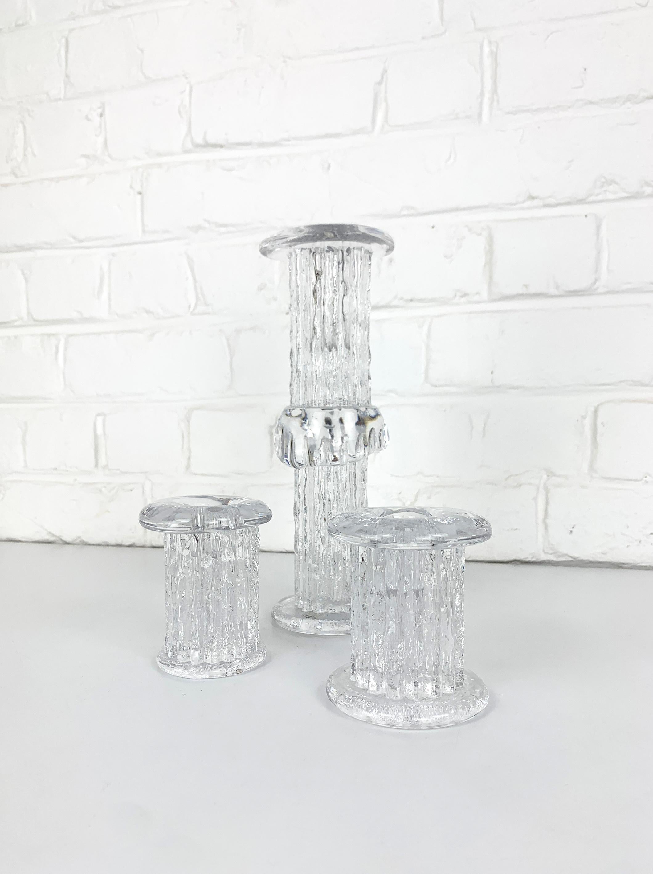 Set di 3 candelieri in vetro brutalisti di Göran Wärff, Kosta Boda Svezia 1970 in vendita 4