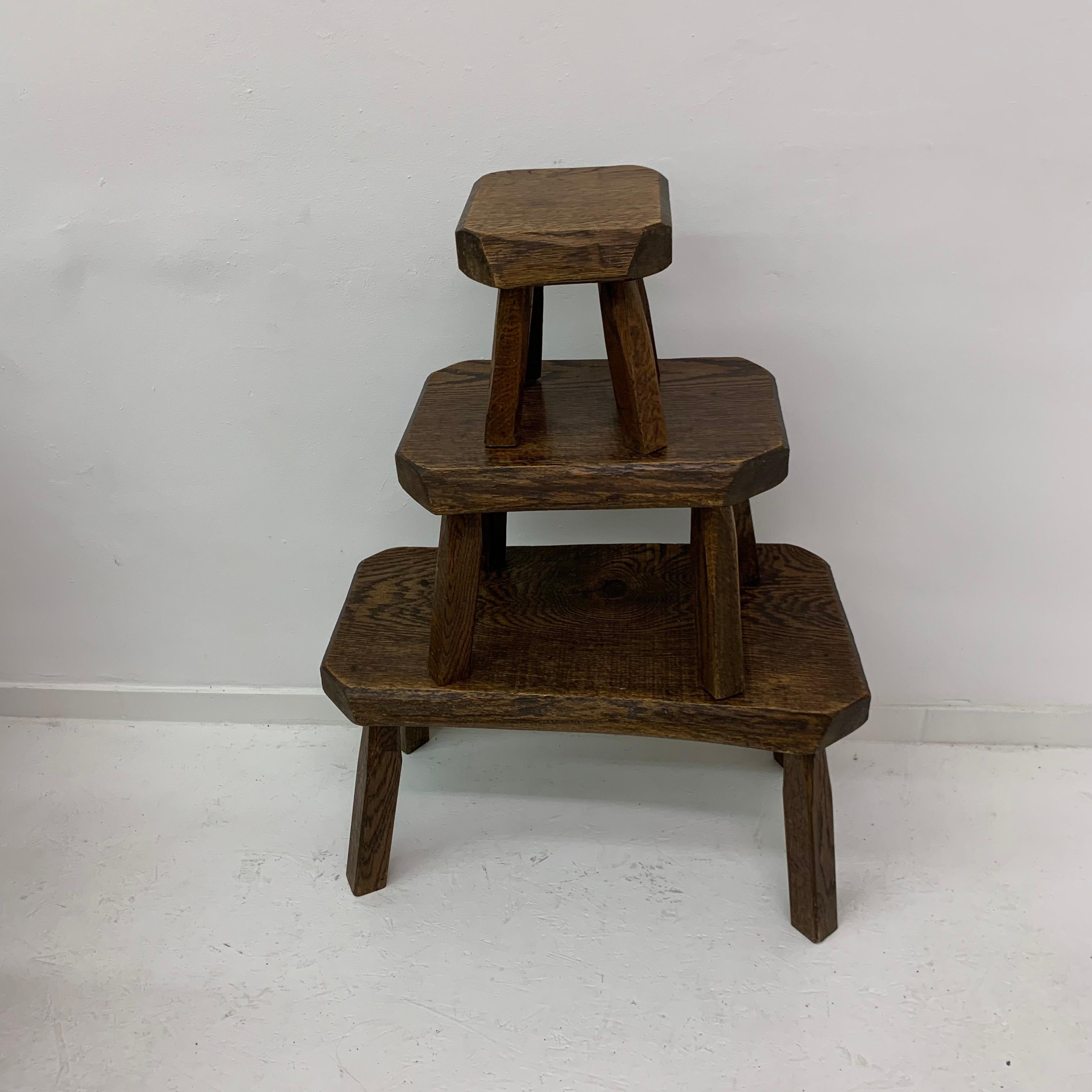 Ensemble de 3 tables gigognes brutalistes en Oak Wood, années 1970 en vente 13