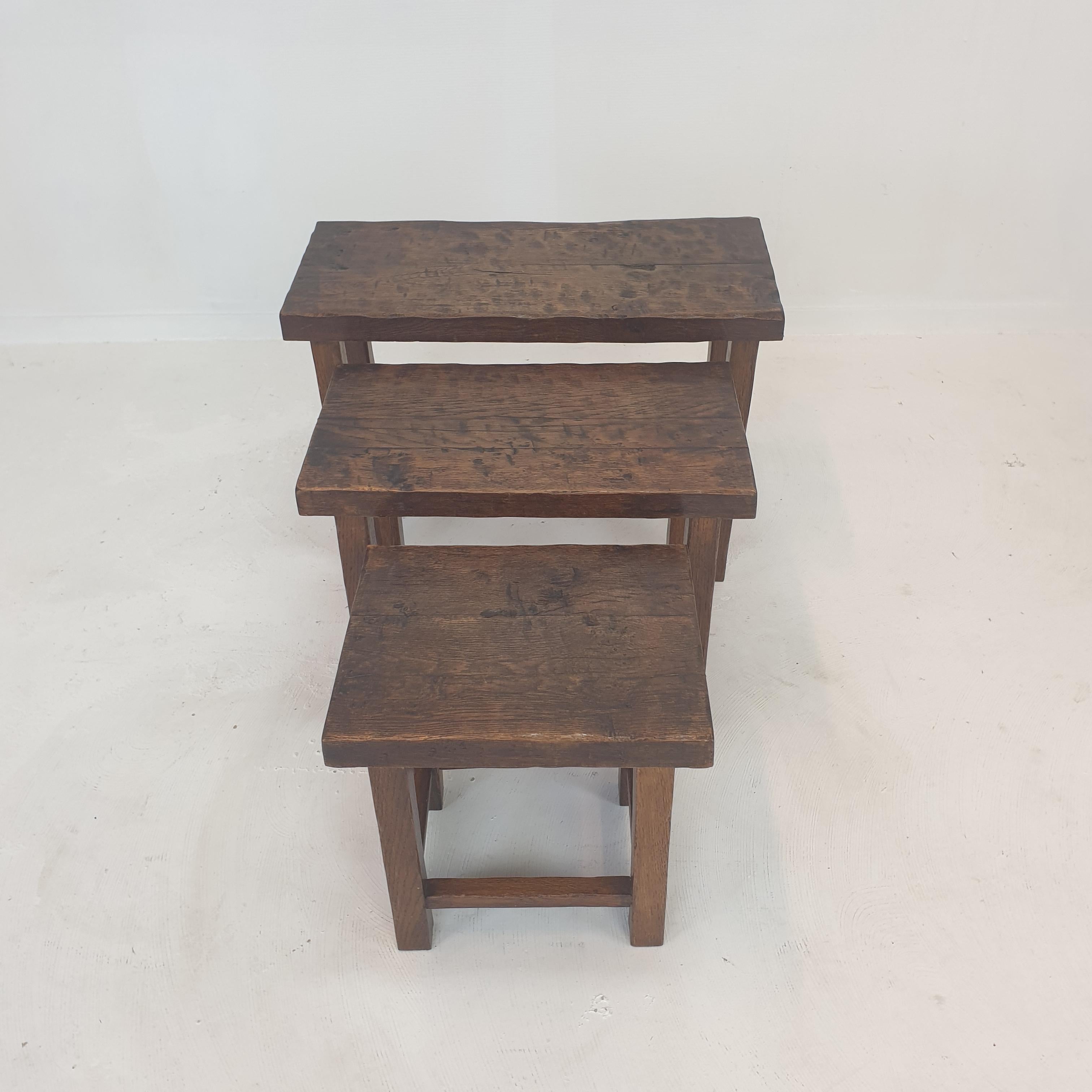 Set of 3 Brutalist Wooden Nesting Tables, Holland 1960s In Good Condition For Sale In Oud Beijerland, NL
