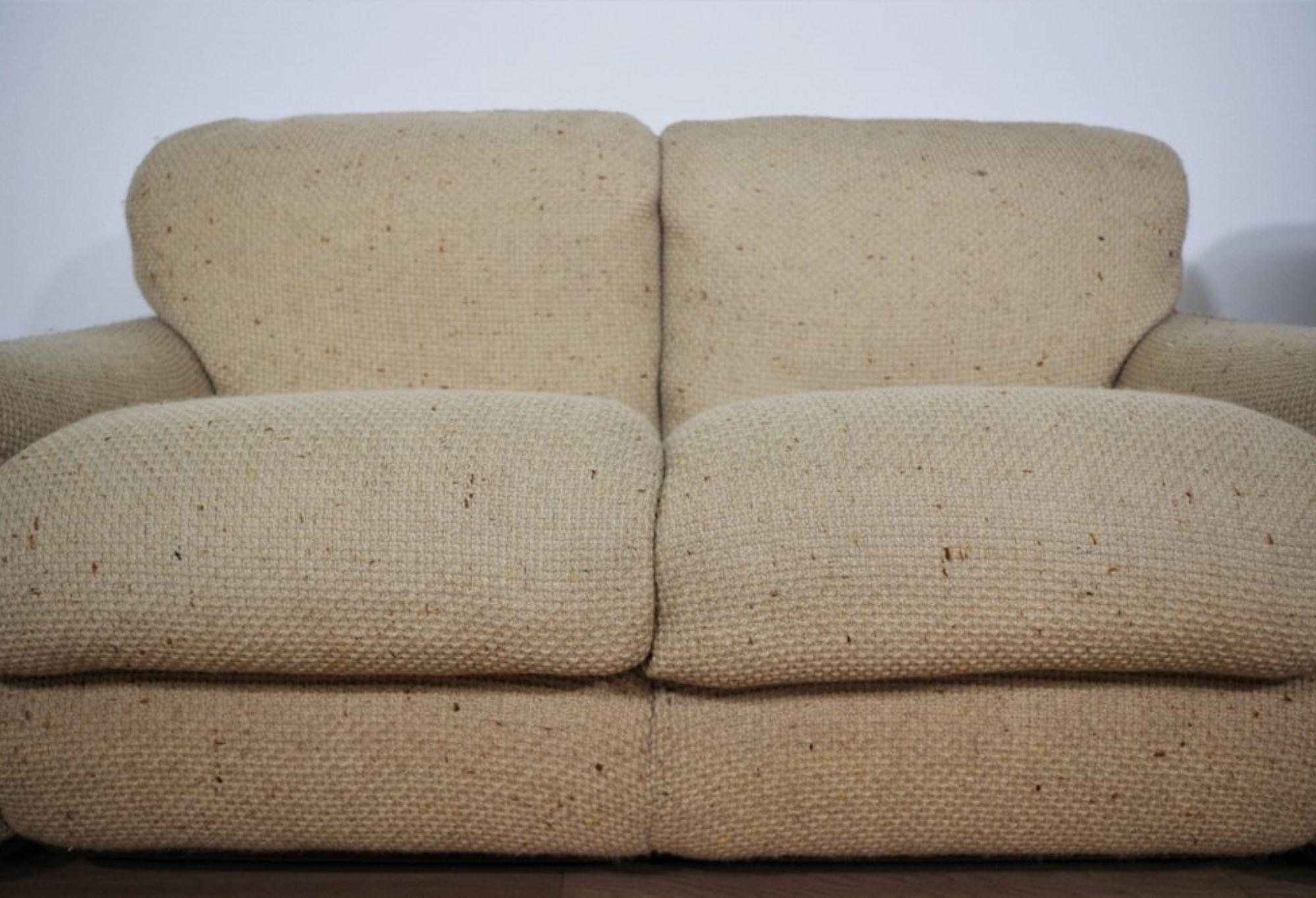 Late 20th Century Set of 3 Busnelli Wool Sofas and Armchair – 1970s in vendita
