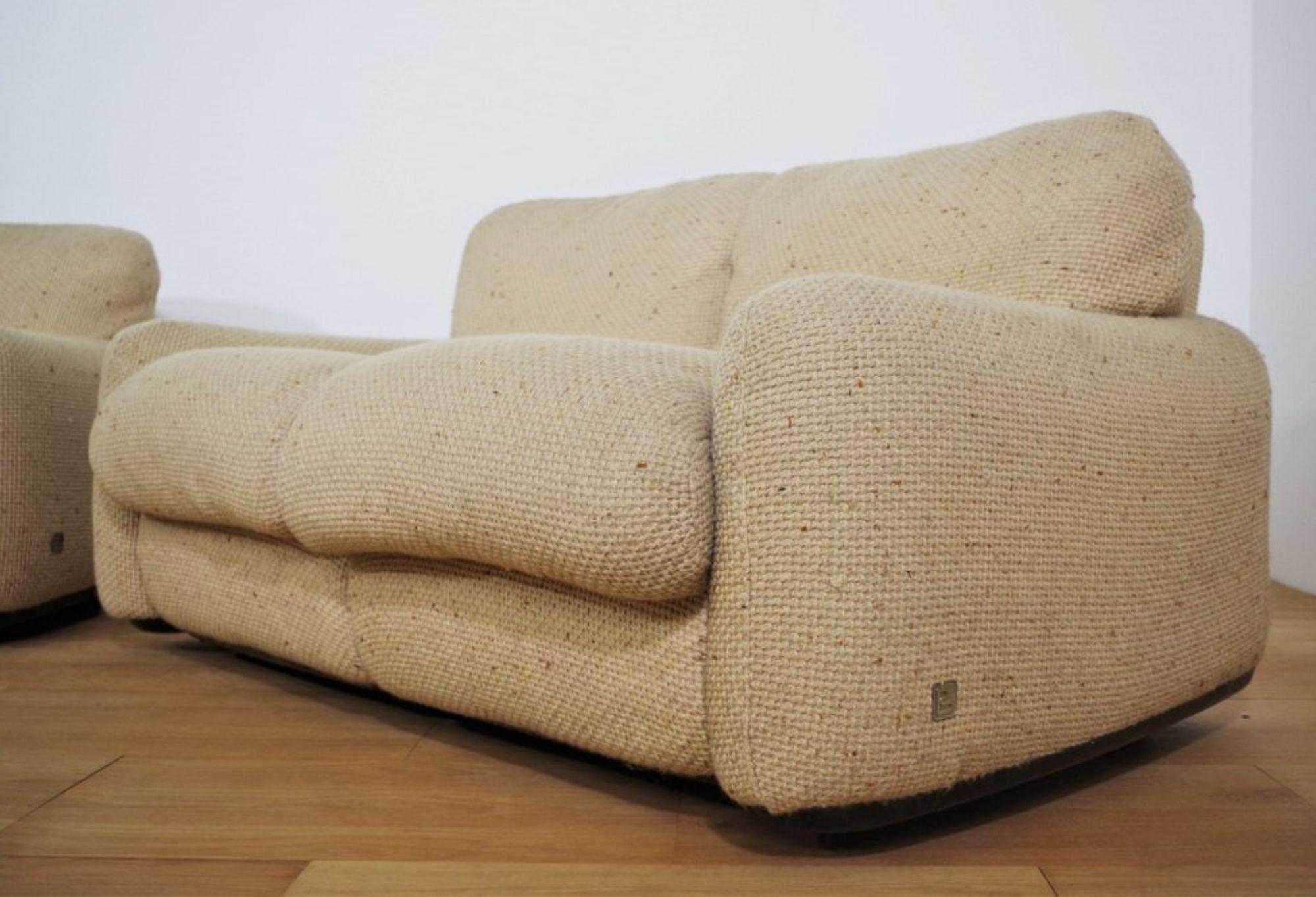 Lana Set of 3 Busnelli Wool Sofas and Armchair – 1970s in vendita