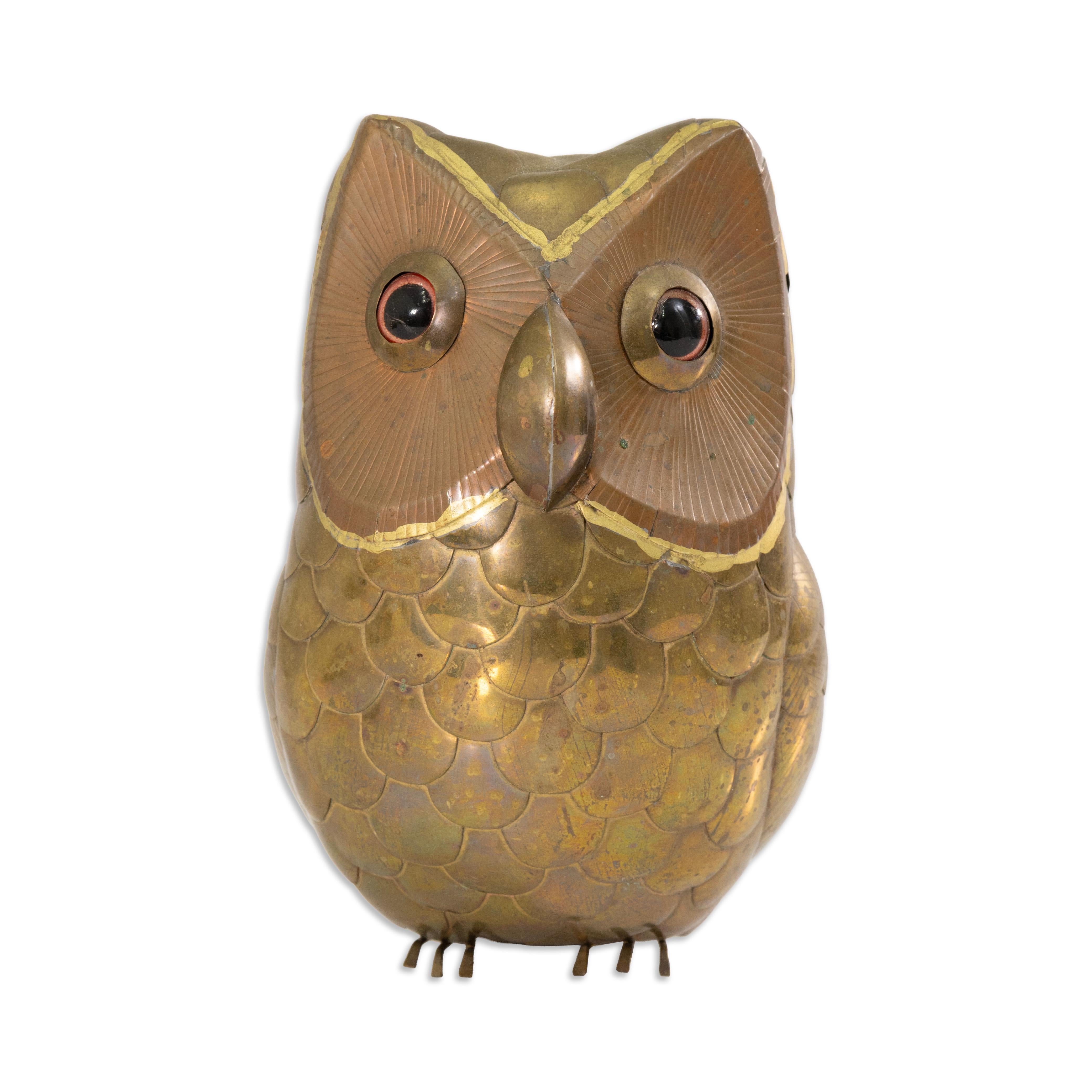 XX secolo Set Of 3 Bustamante Style Mixed Metal Owl Sculptures in vendita