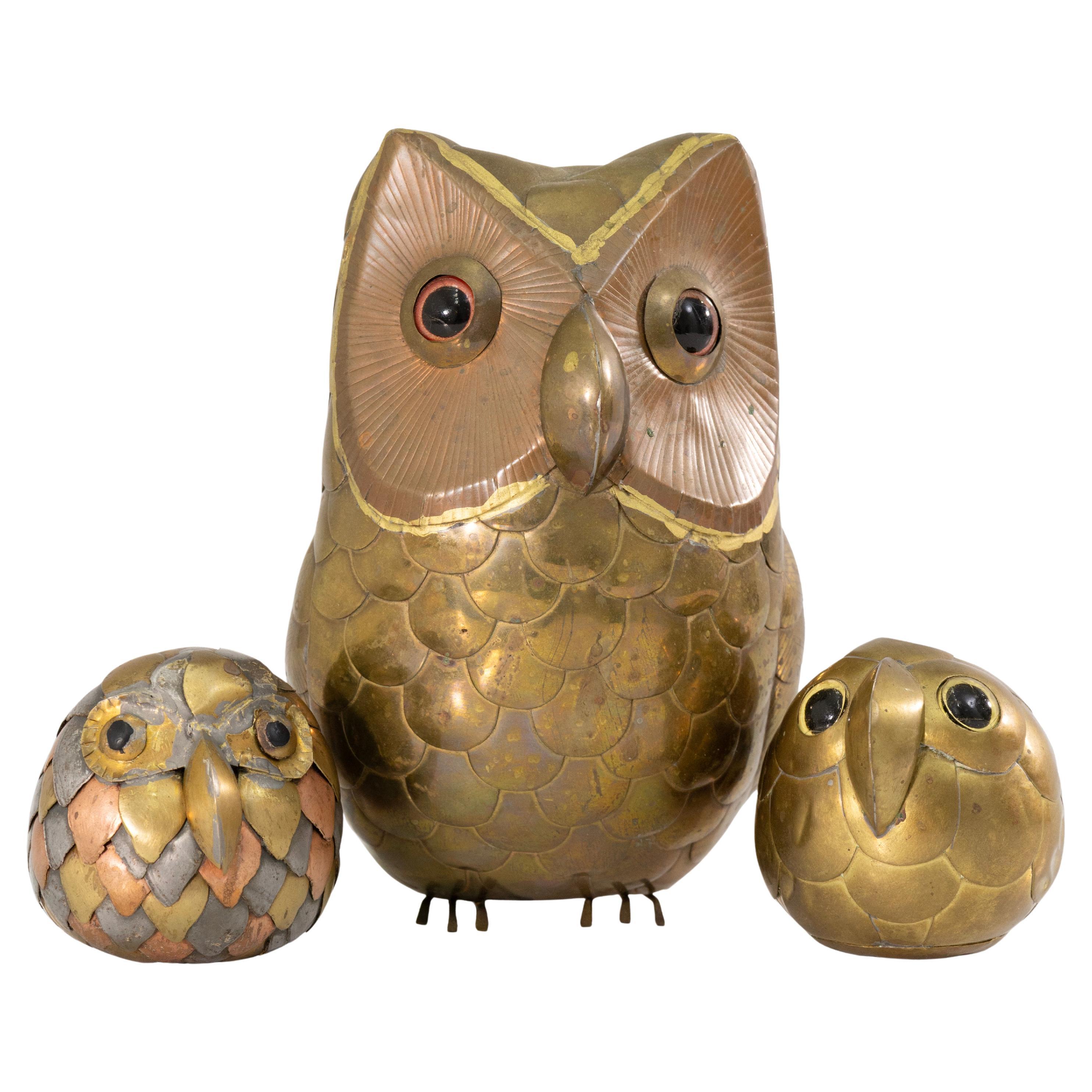 Set Of 3 Bustamante Style Mixed Metal Owl Sculptures in vendita