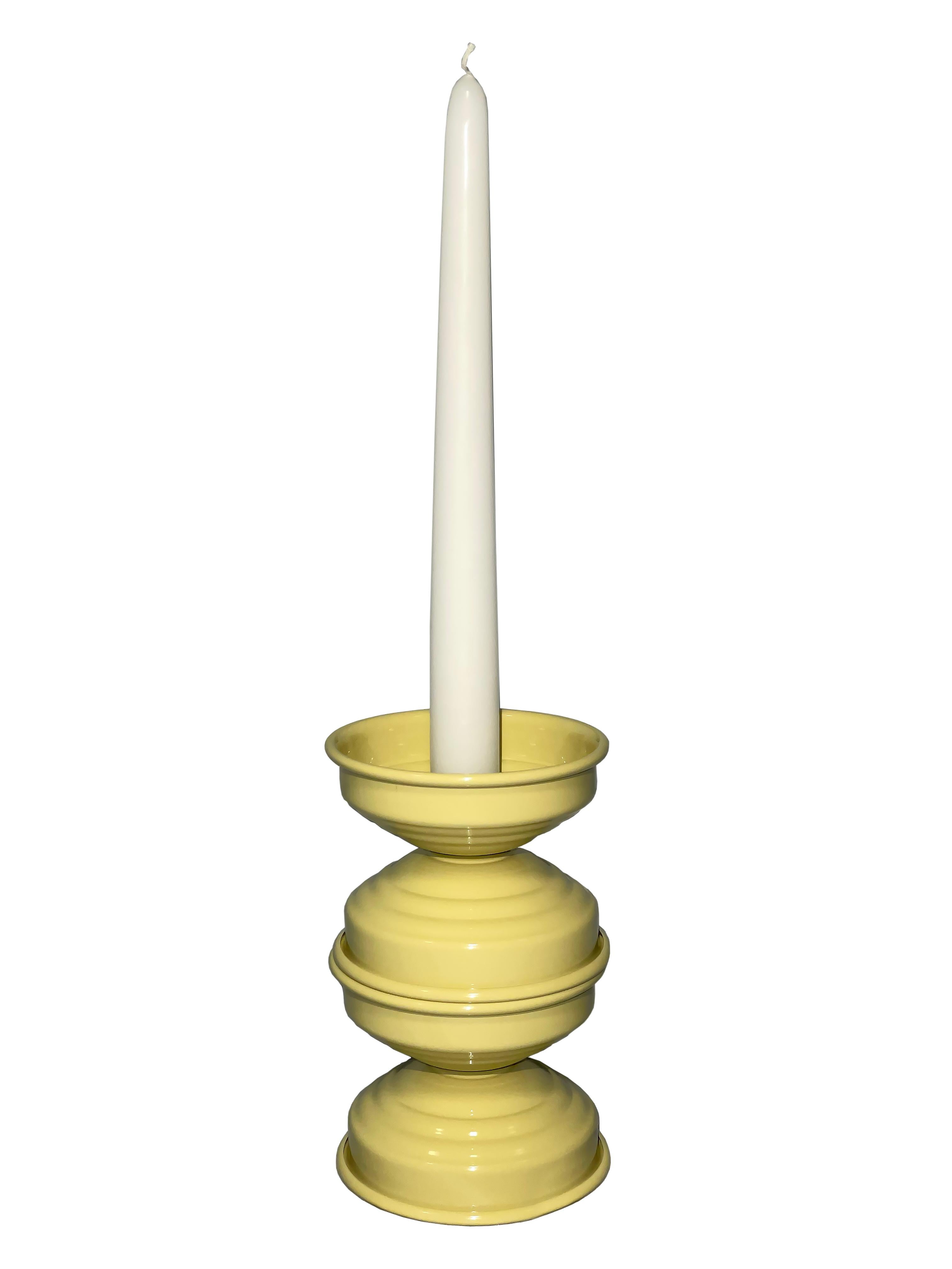 Set of 3 Butter Glossy Aluminum Candlesticks, Italian Minimalist Design, 2020s In New Condition For Sale In Milano, Lombardia
