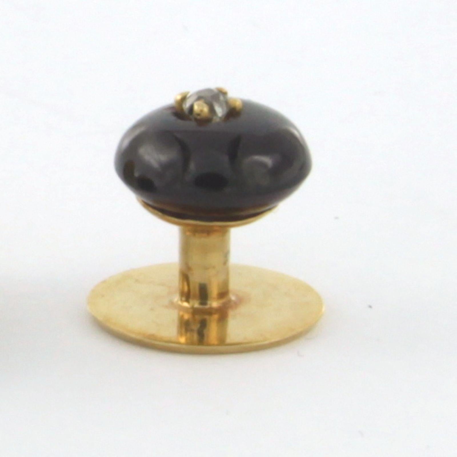 Early Victorian set of 3 Buttons with garnet and diamonds 14k yellow gold For Sale