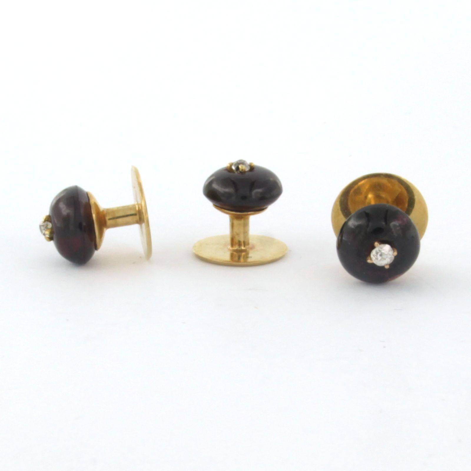 set of 3 Buttons with garnet and diamonds 14k yellow gold For Sale 1