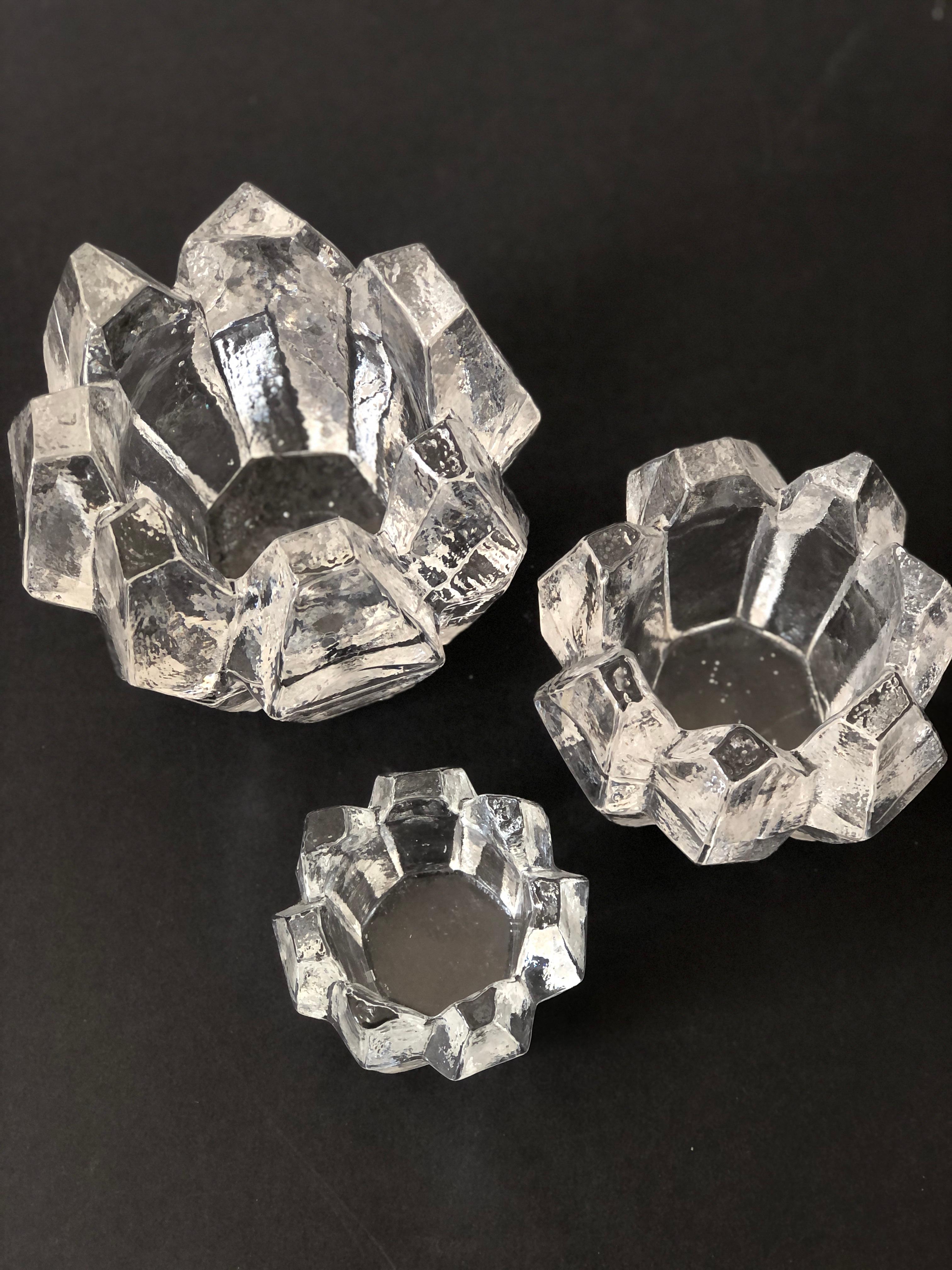 Brutalist Set of 3 Candle Holders in Chrystal Glass by Christer Sjögren for Lindshammar For Sale