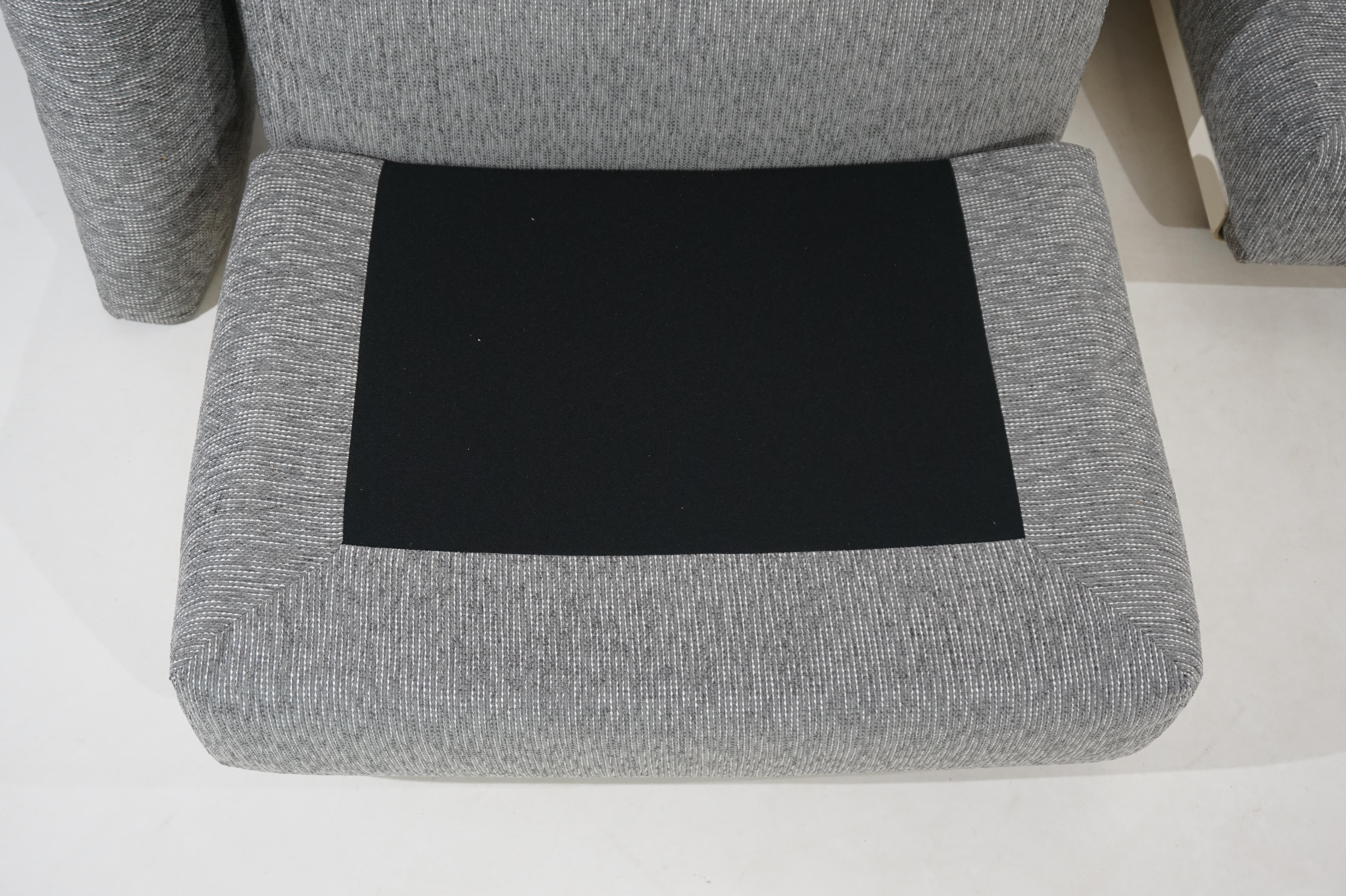 Set of 3 C&B Italia Amanta lounge chairs by Mario Bellini 9