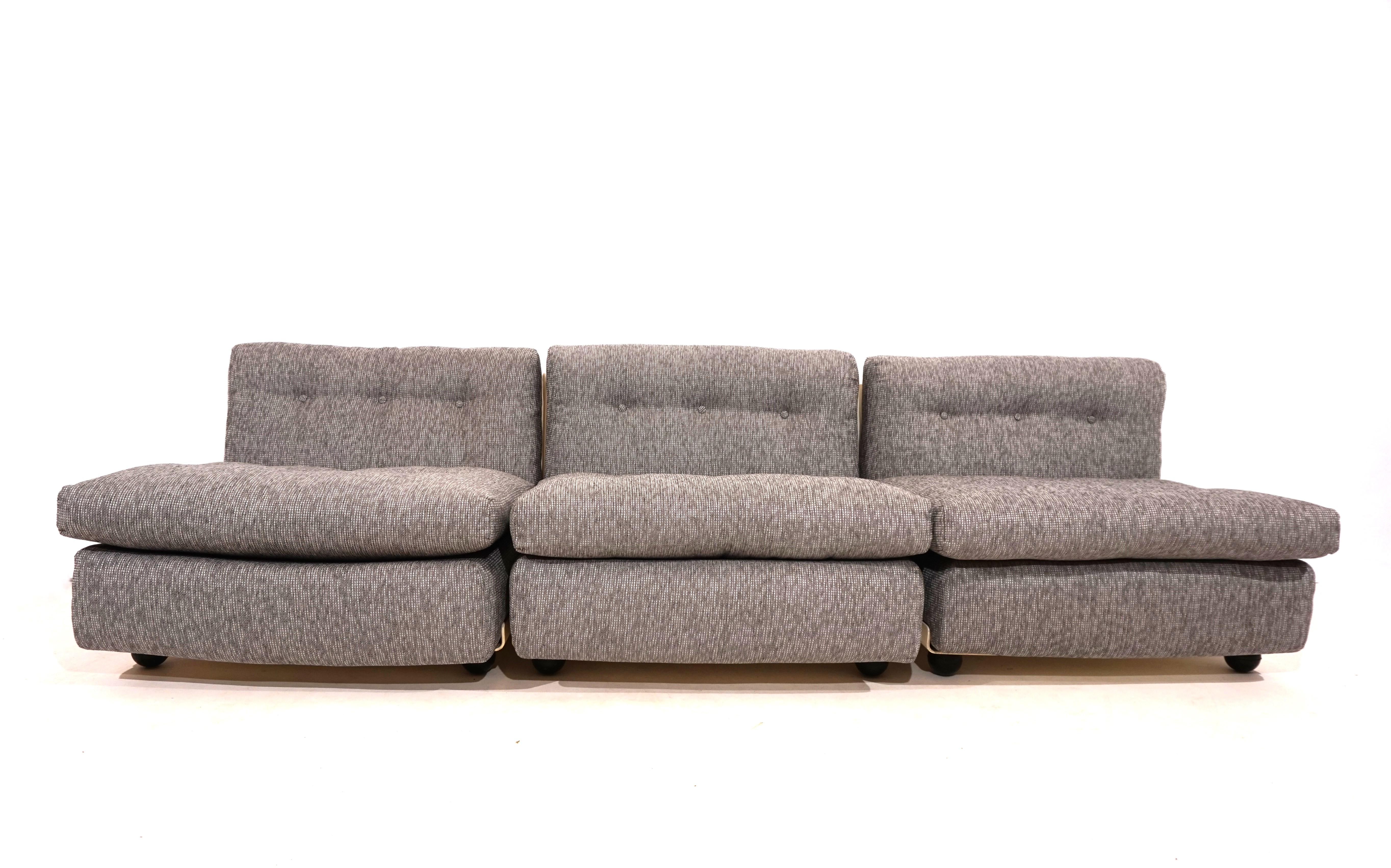 Mid-Century Modern Set of 3 C&B Italia Amanta lounge chairs by Mario Bellini