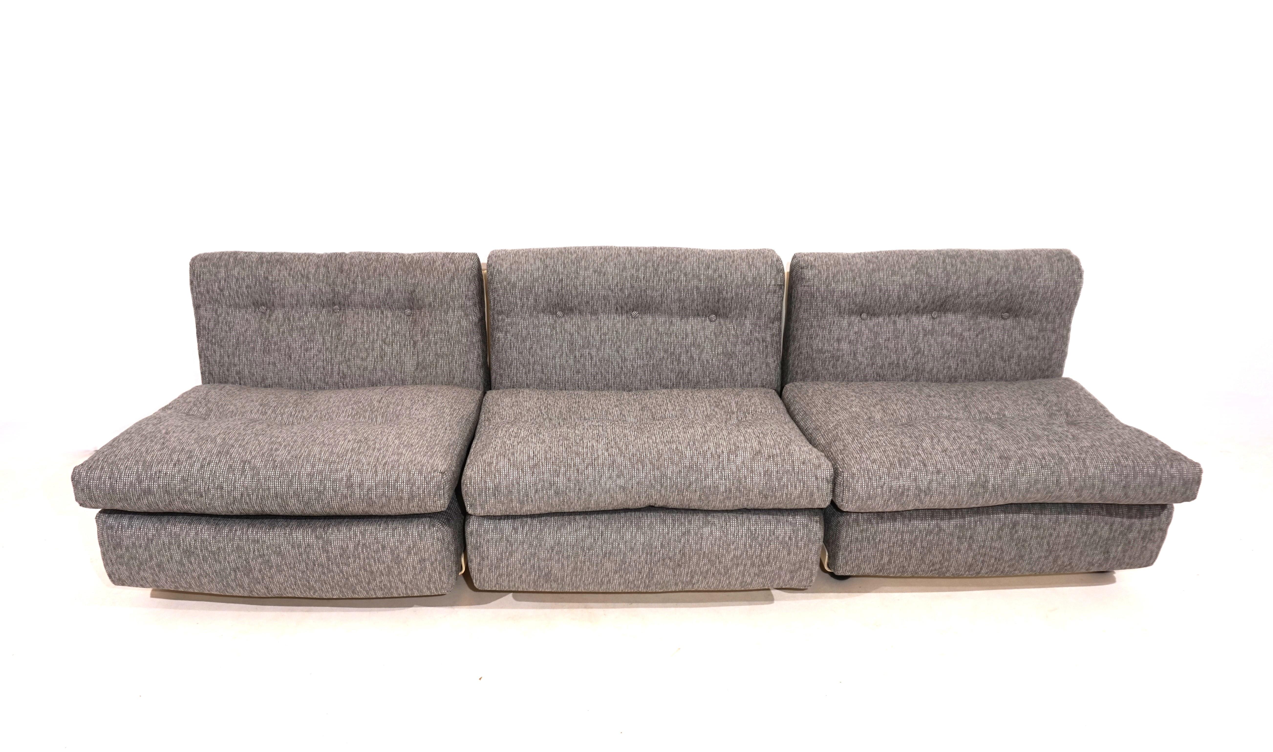 Fabric Set of 3 C&B Italia Amanta lounge chairs by Mario Bellini