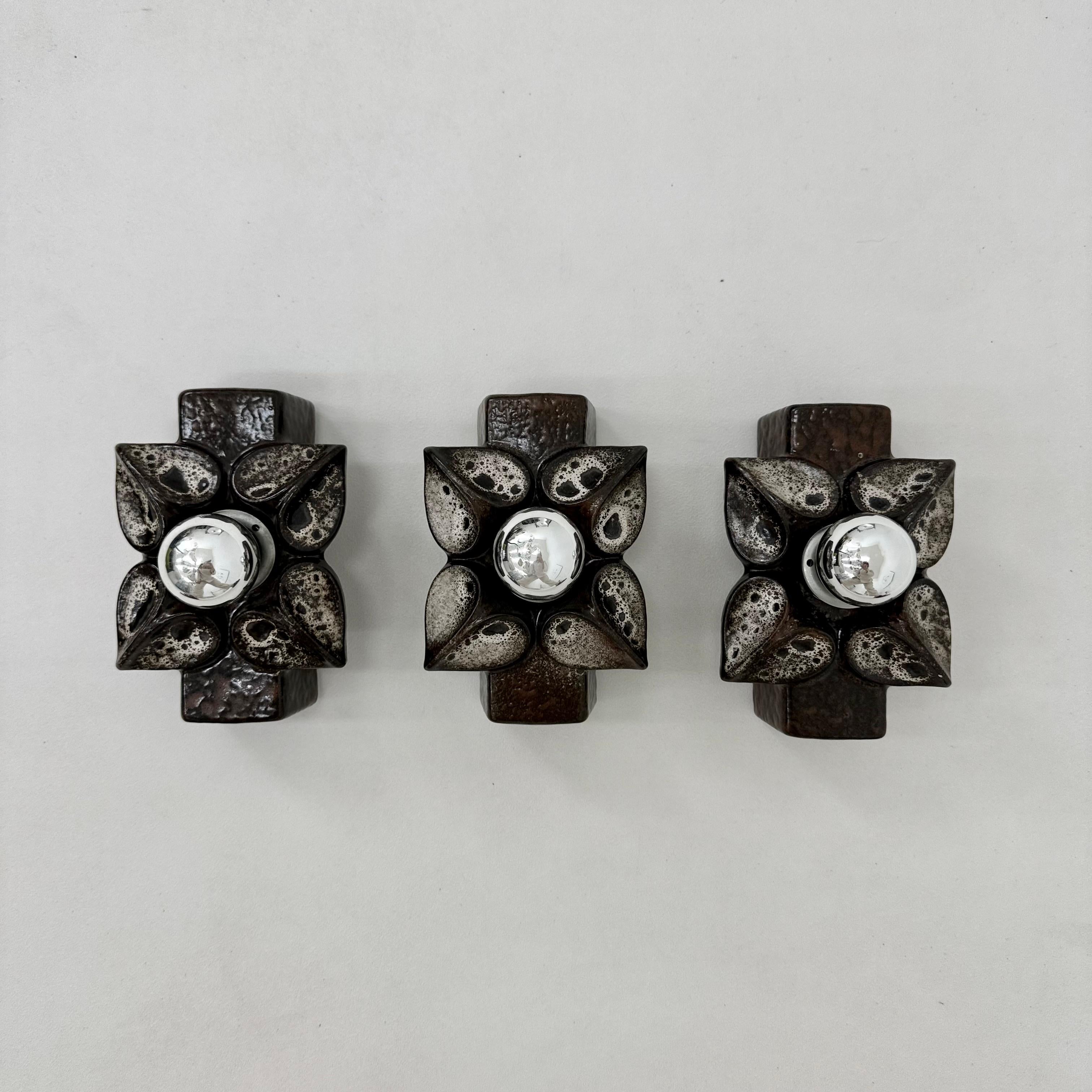 Juego de 3 apliques de cerámica scone , años 70 en Bueno estado para la venta en Delft, NL