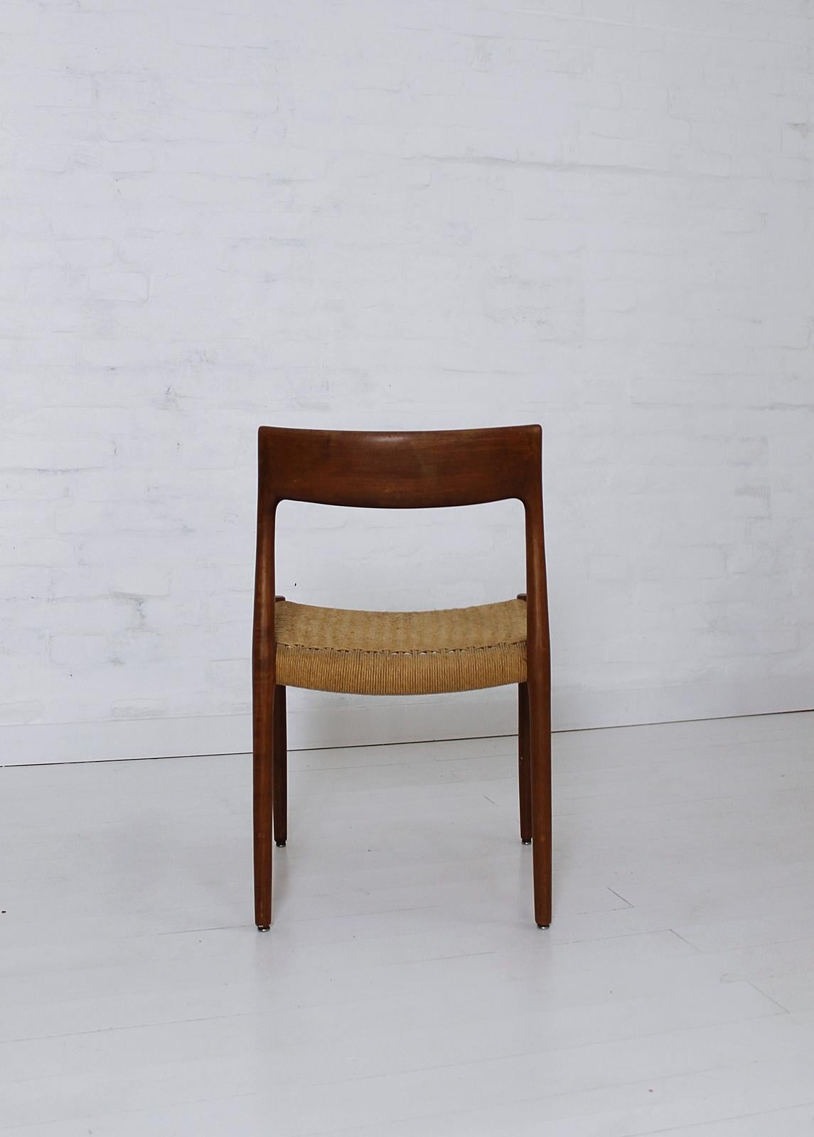 Set of 3 Chairs Model 77 by Niels O. Møller in Teak and Paper Cord, 1950s In Good Condition In Debrecen-Pallag, HU