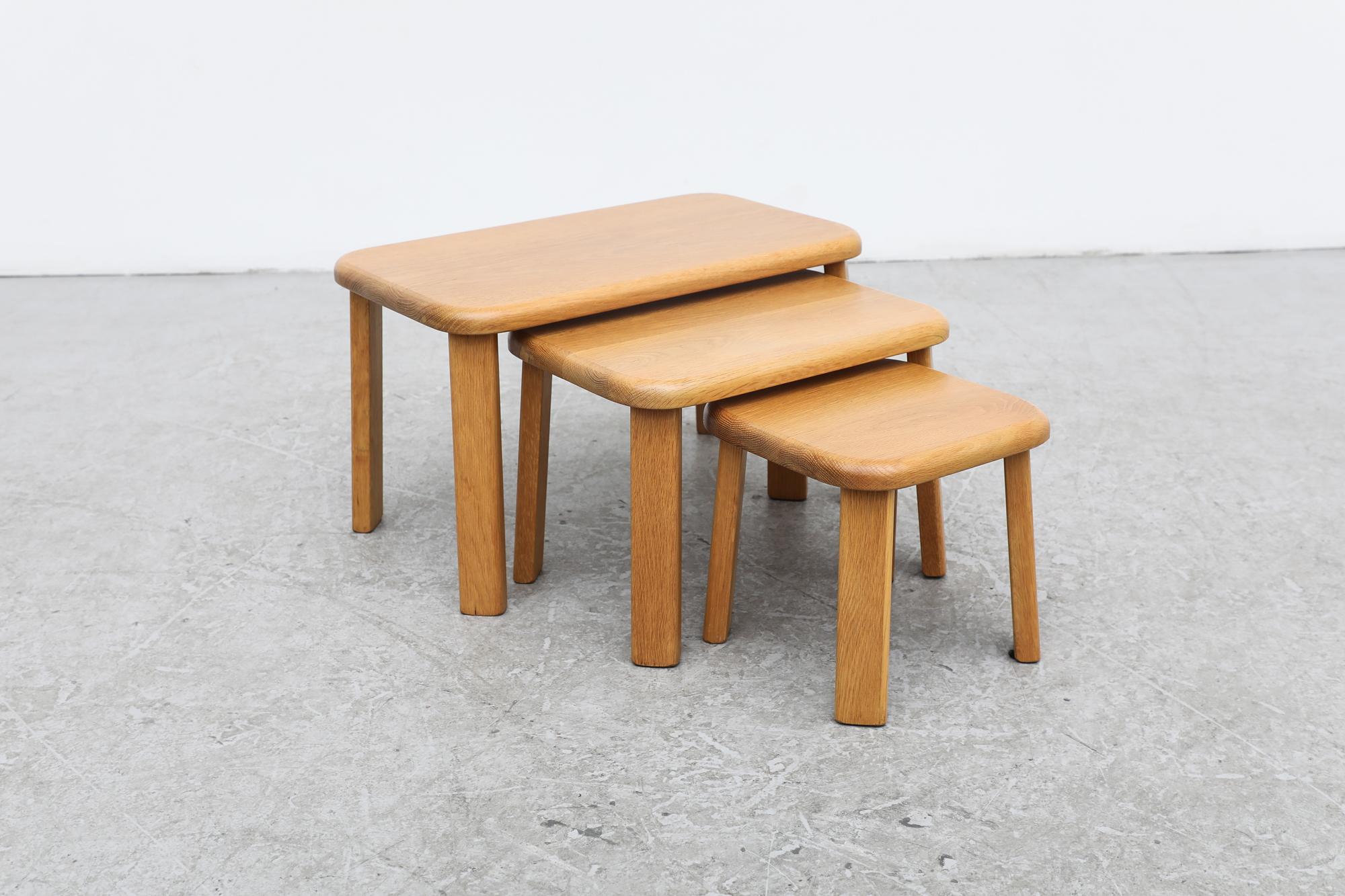 Set of 3 Charlotte Perriand Inspired Natural Oak Nesting Tables w/ Rounded Edges For Sale 5