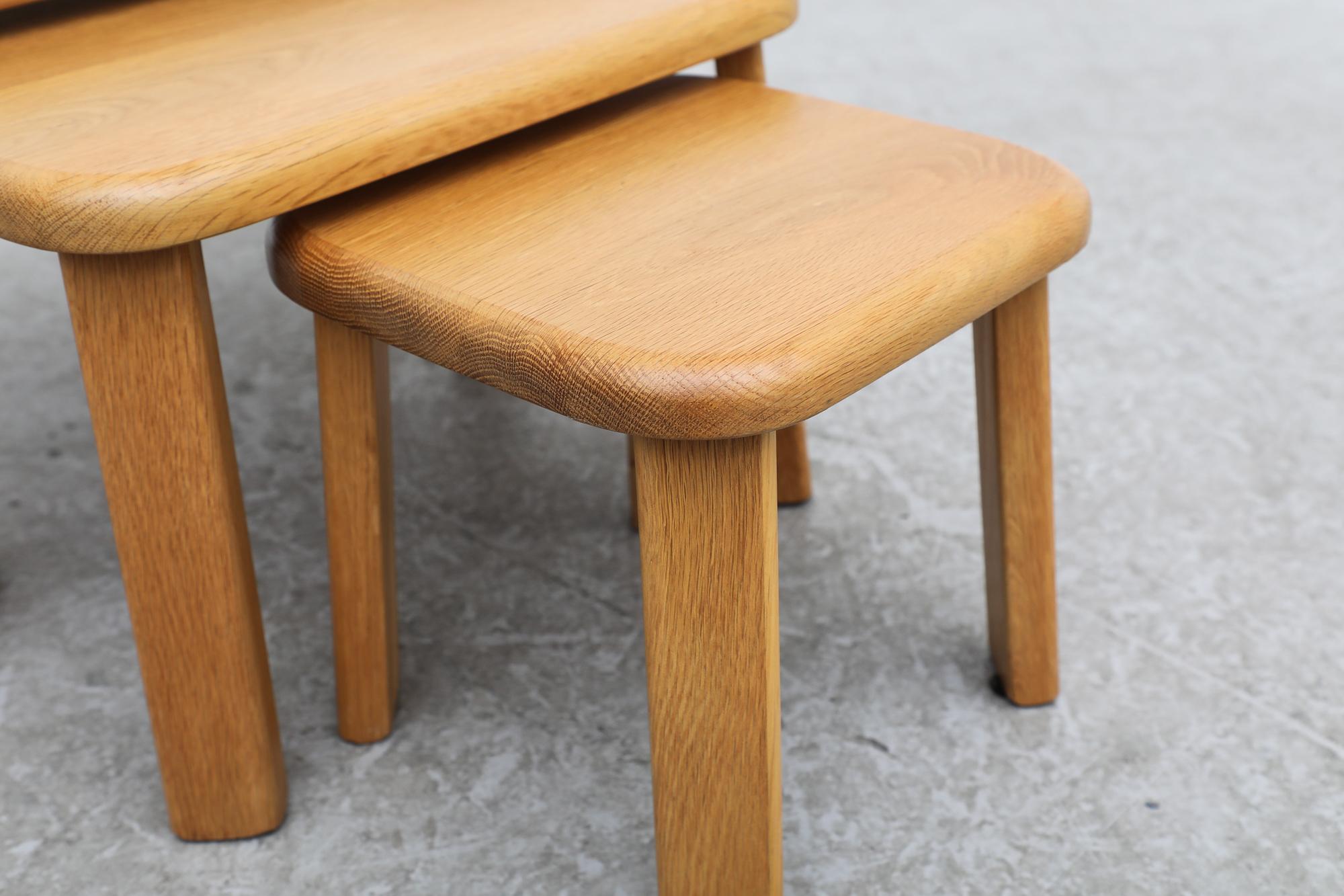 Set of 3 Charlotte Perriand Inspired Natural Oak Nesting Tables w/ Rounded Edges For Sale 9