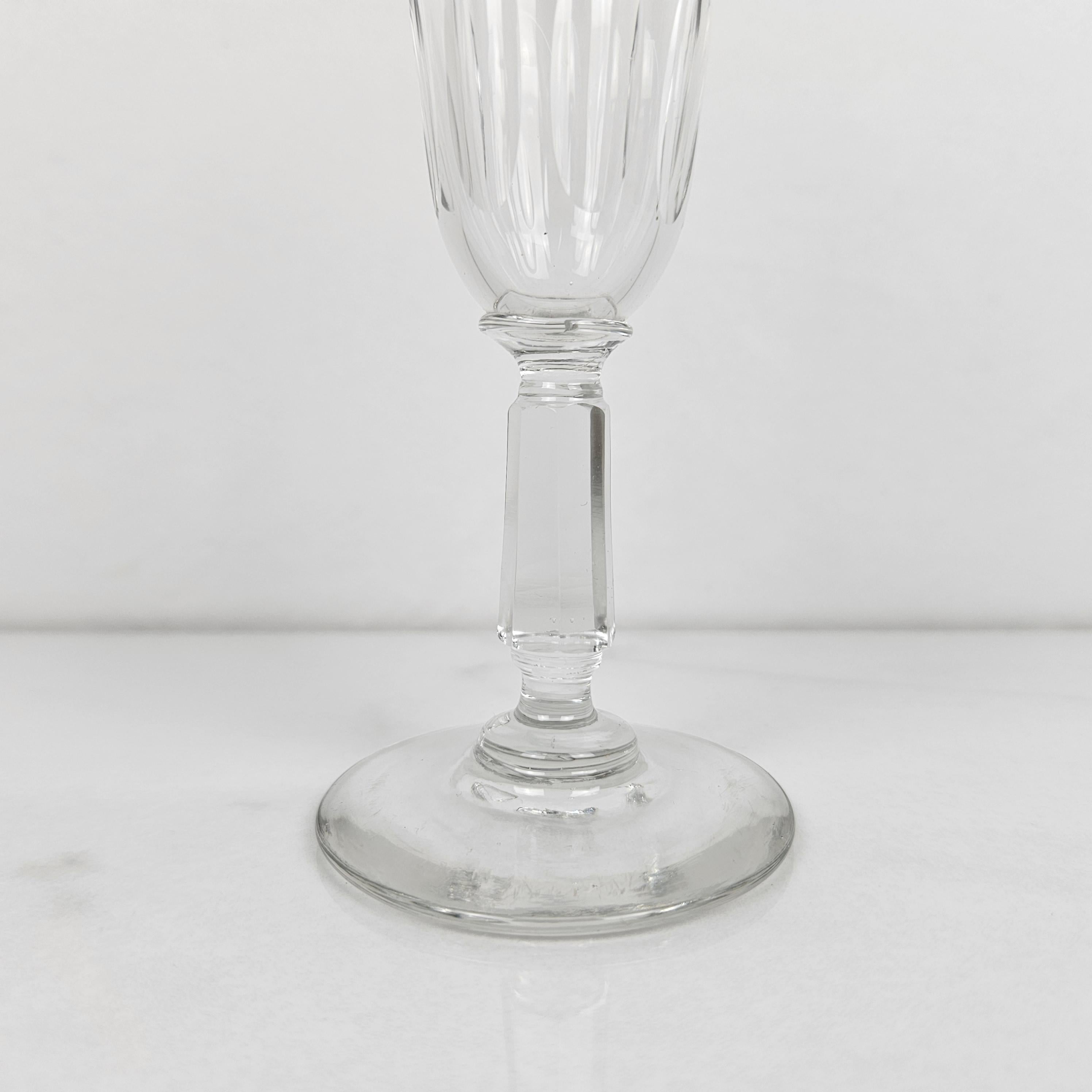 Set of 3 Charming French Hand-Blown Champagne Flutes, circa 1890 In Good Condition For Sale In Oud Beijerland, NL