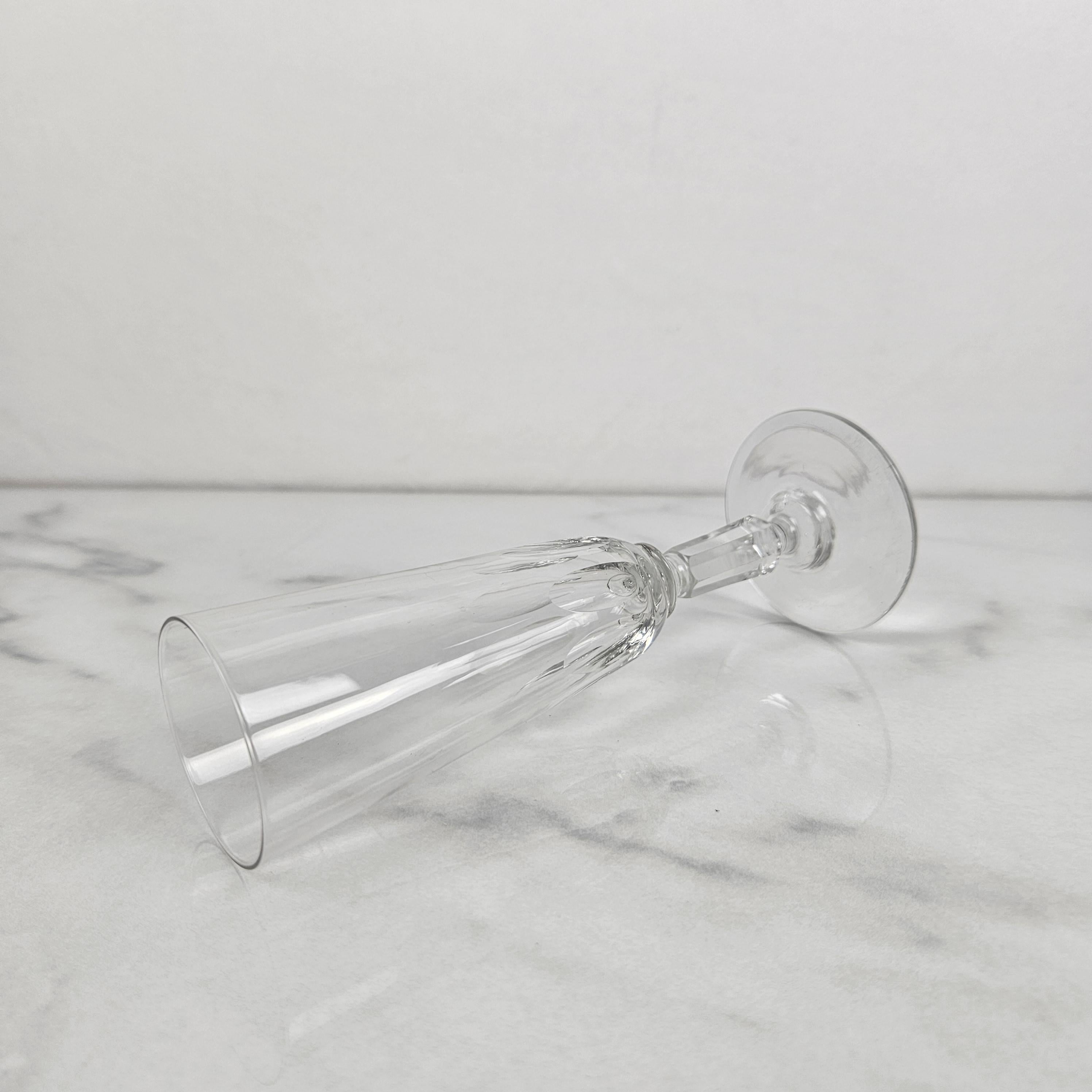 Late 19th Century Set of 3 Charming French Hand-Blown Champagne Flutes, circa 1890 For Sale