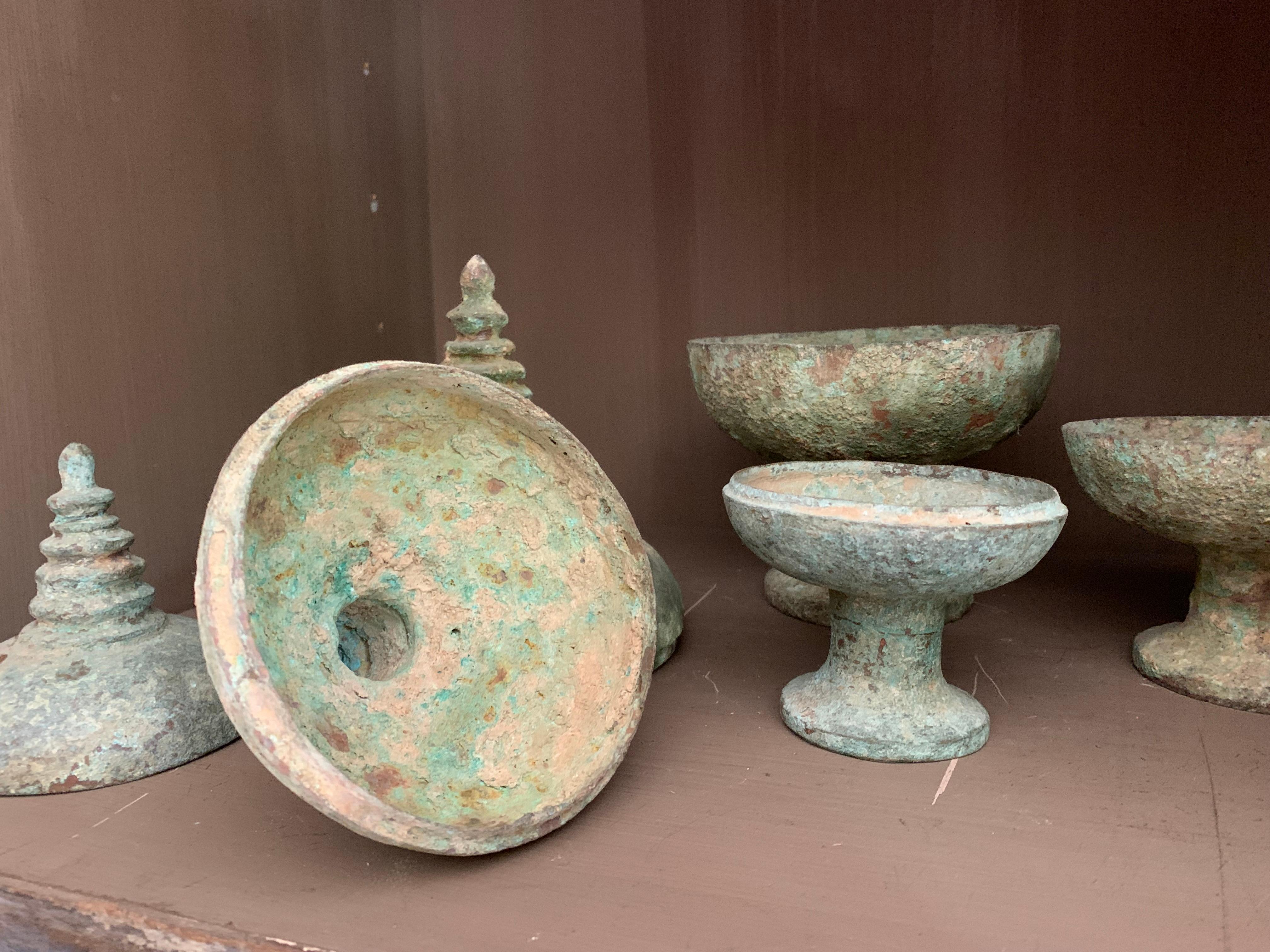 Set of 3 Chinese Bronze Ritual Cups For Sale 4