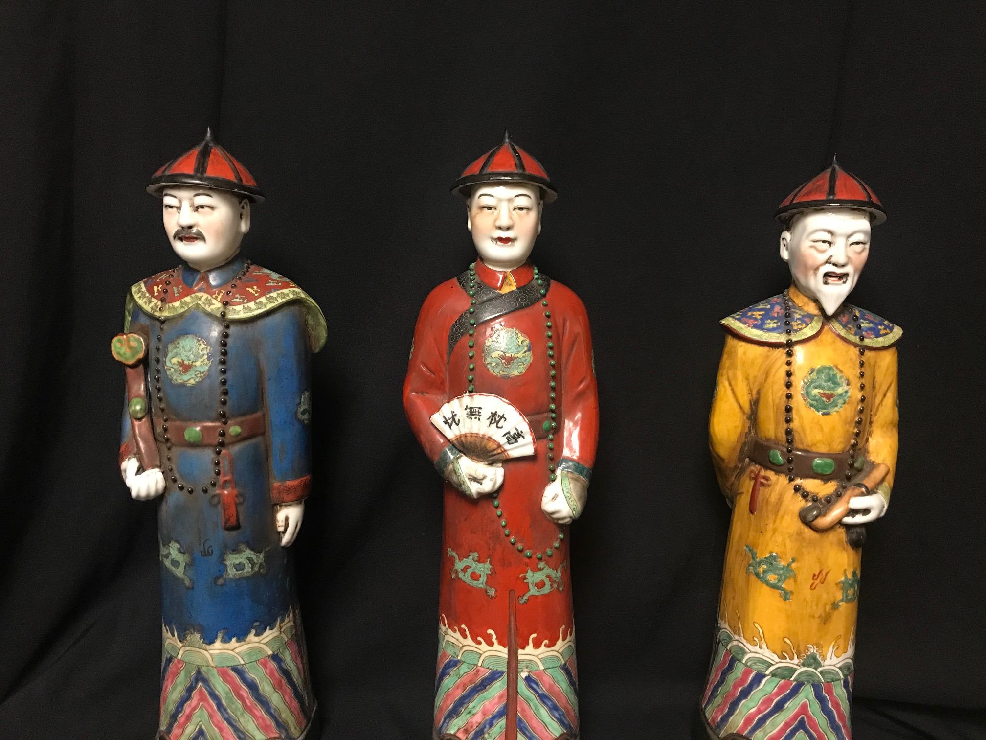 Hand-Painted Set of 3 Chinese Porcelain Figures For Sale