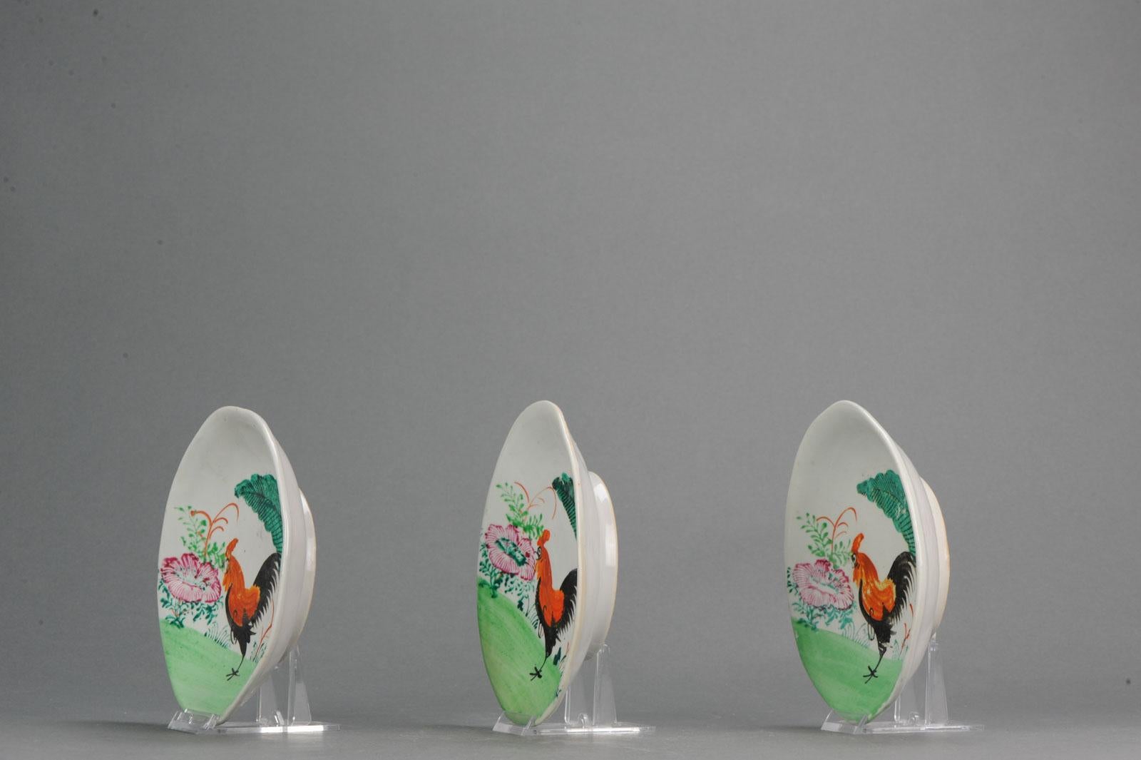 Lovely Chinese porcelain kitchen rooster serving dishs with Polychrome decoration and symbols.

Additional information:
Material: Porcelain 
Type: Bowls
Region of Origin: China
Country of Manufacturing: China
Period: 20th century PRoC (1949 -